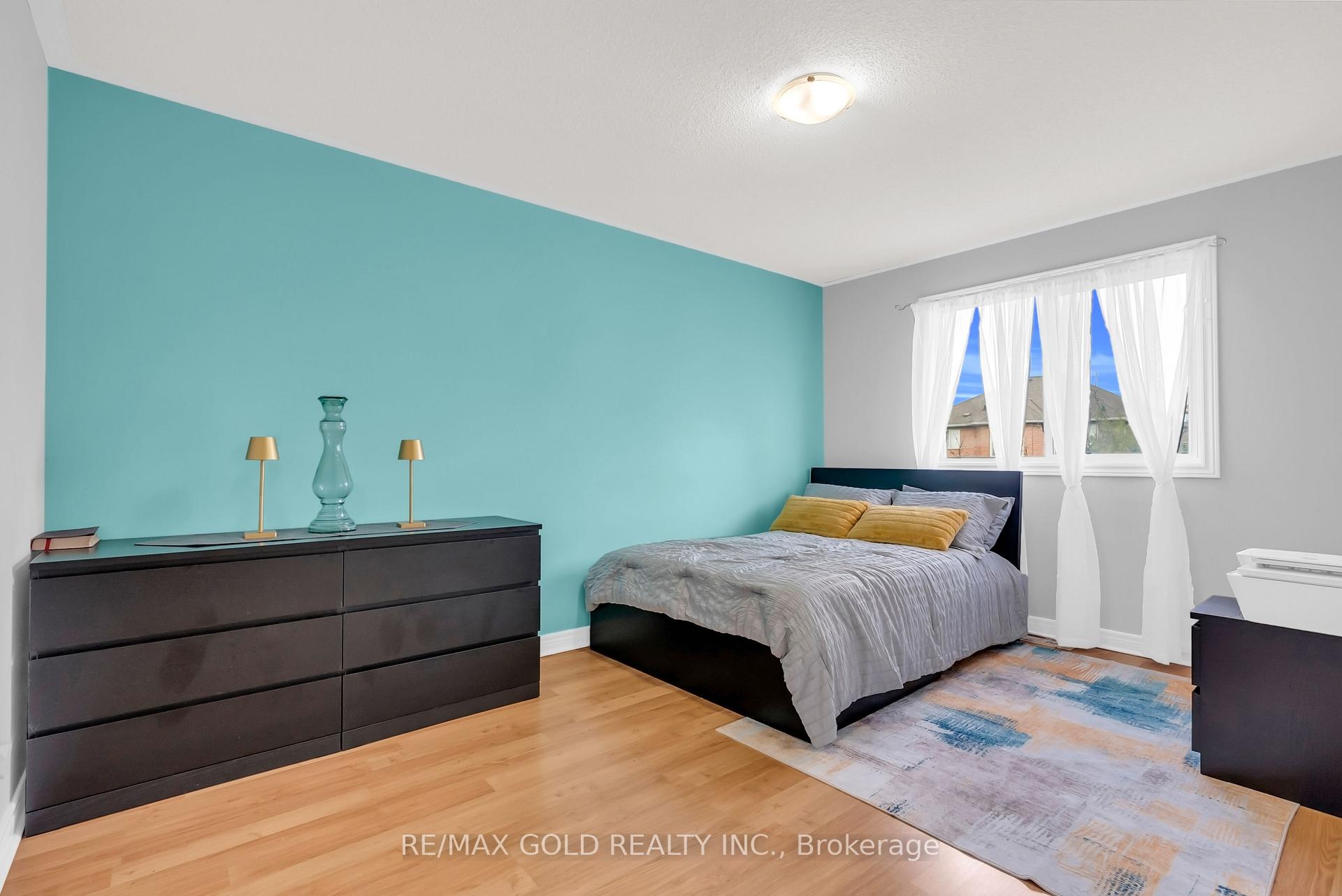 Photo 37 of 33 Tigerlily Place, Brampton, Sandringham-Wellington — HOMEH