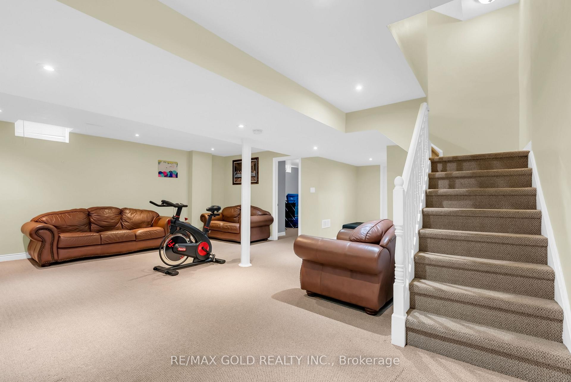 Photo 41 of 33 Tigerlily Place, Brampton, Sandringham-Wellington — HOMEH