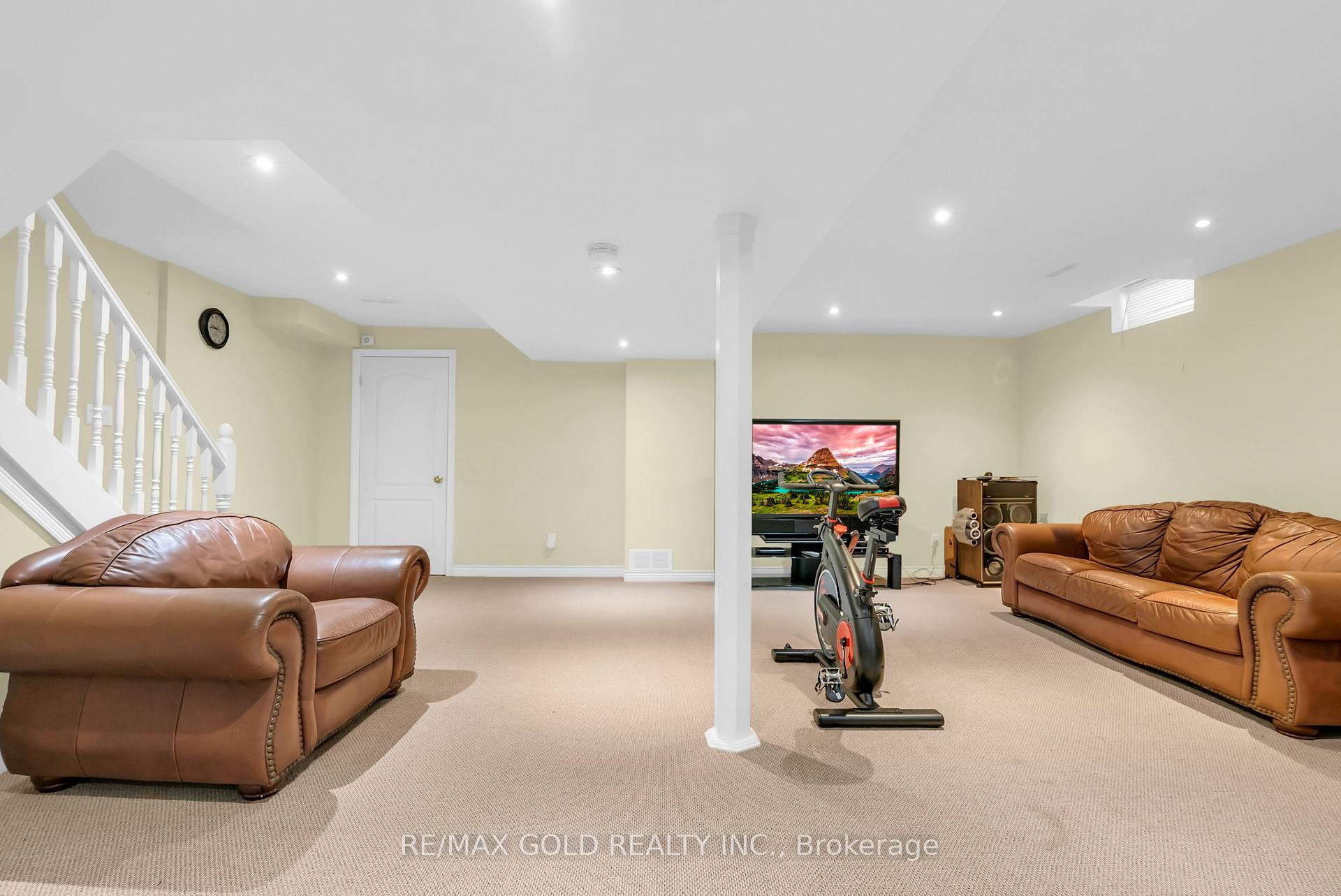 Photo 43 of 33 Tigerlily Place, Brampton, Sandringham-Wellington — HOMEH