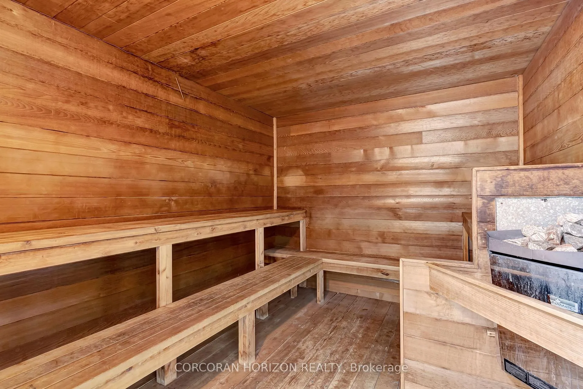 Photo 17 of Unit 1614, 35 Green Valley Drive, Kitchener — HOMEH