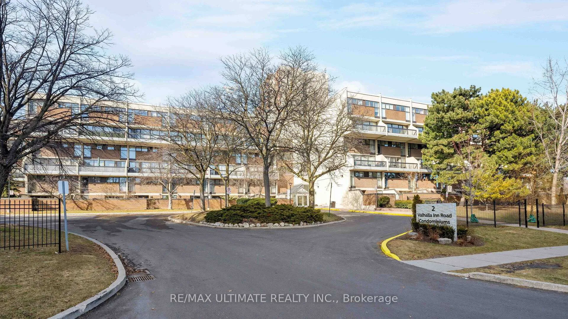 Front of Unit 332, 2 Valhalla Inn Road