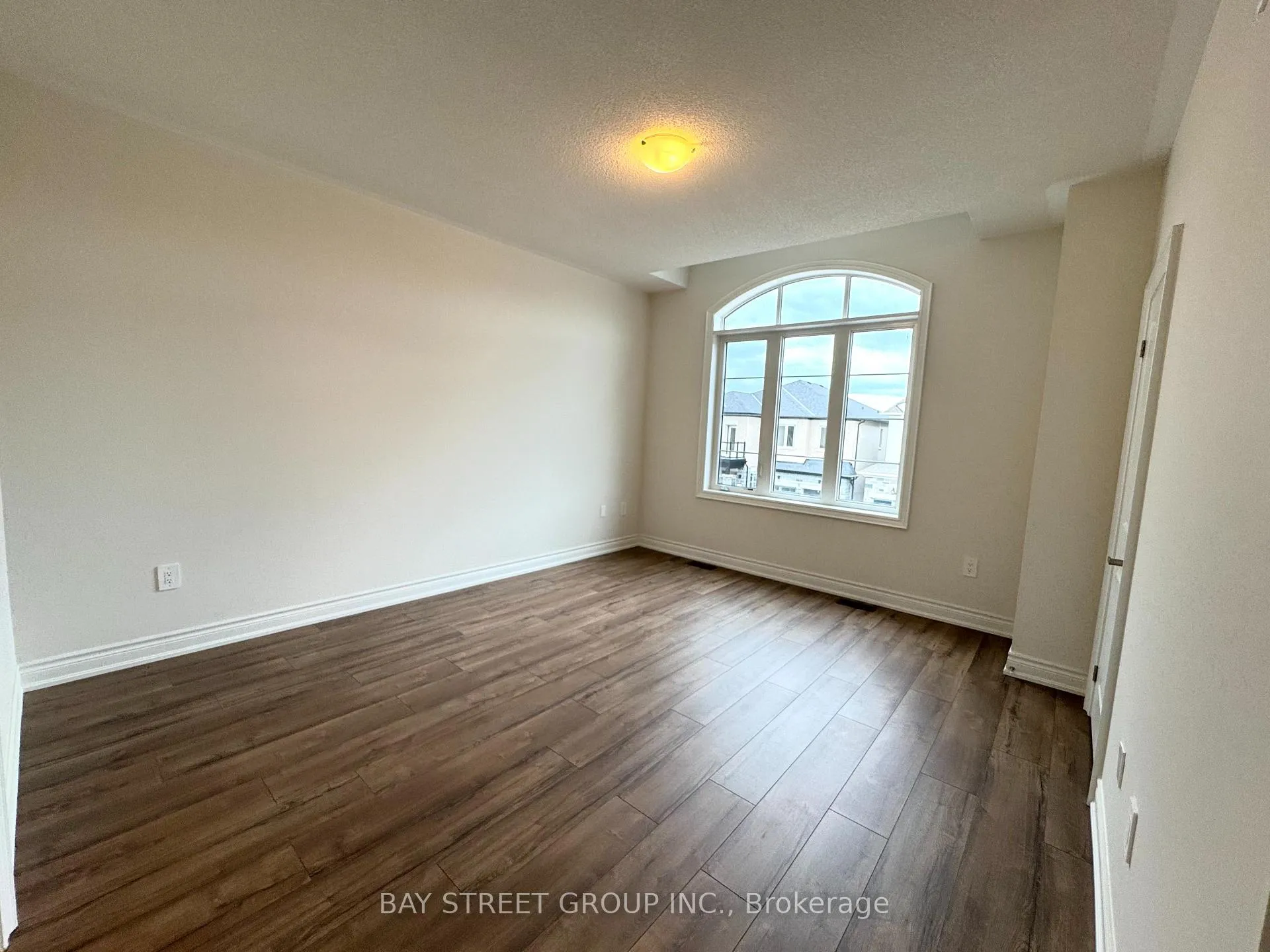 Photo 17 of 2940 Grindstone Crescent, Pickering, Rural Pickering — HOMEH