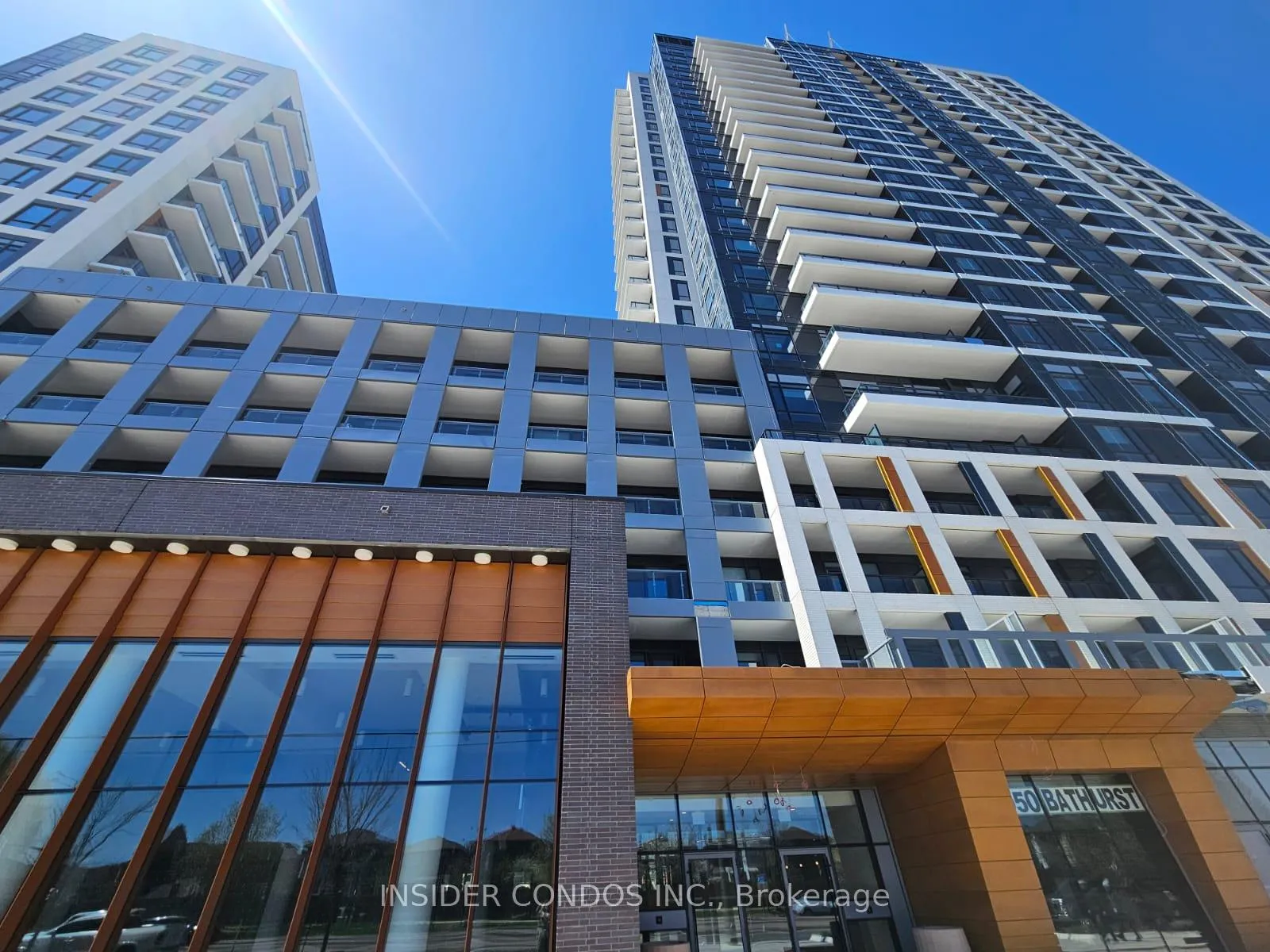 Front of Unit 1412, 7950 Bathurst Street