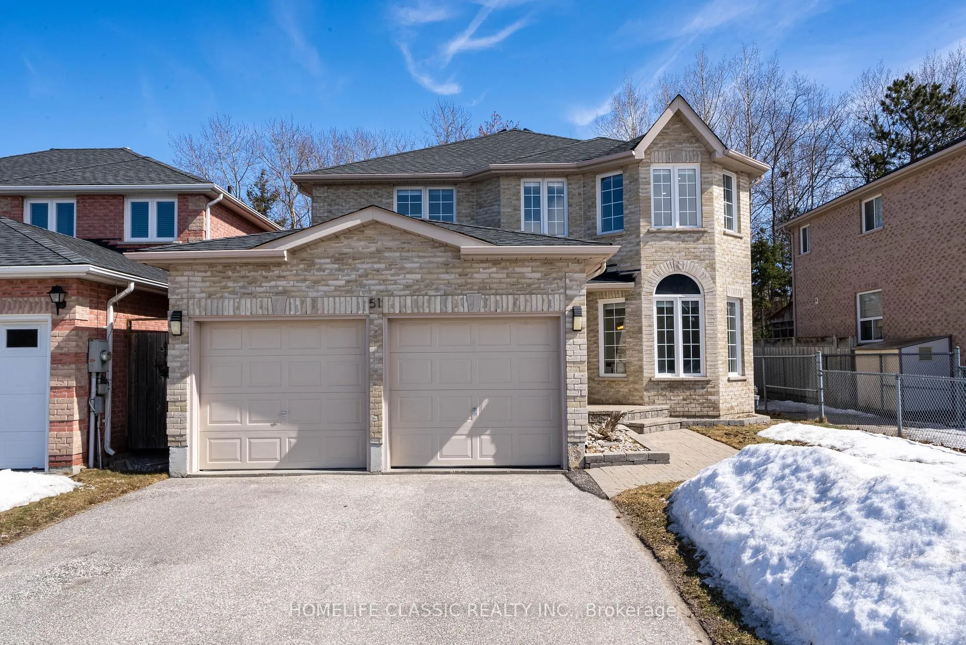 Photo 2 of 51 Hawkins Drive, Barrie, Ardagh — HOMEH