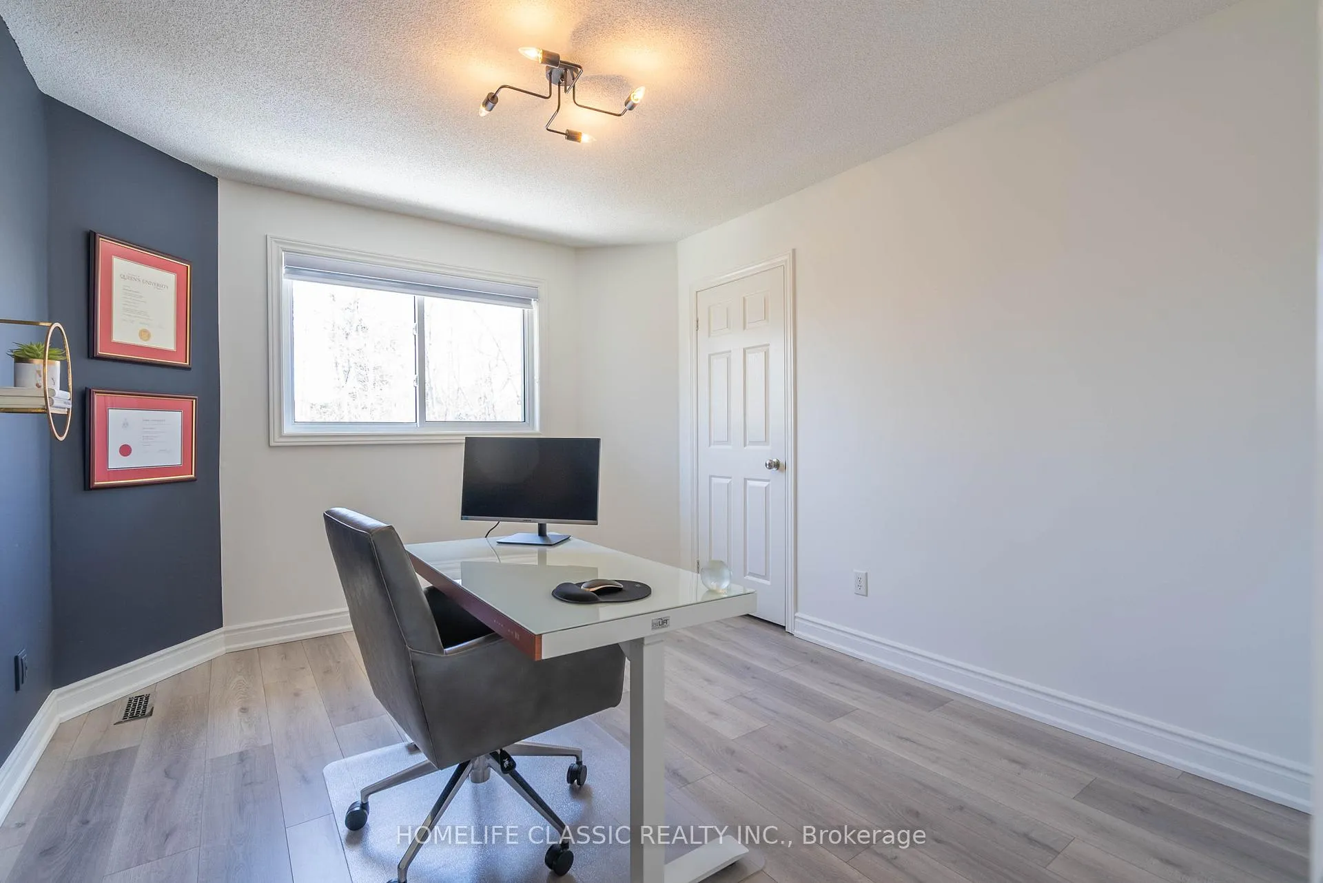 Photo 24 of 51 Hawkins Drive, Barrie, Ardagh — HOMEH