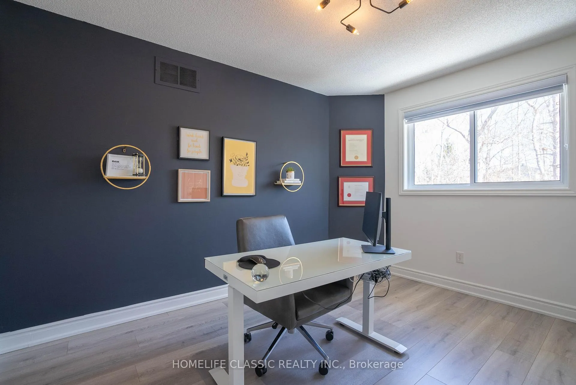 Photo 25 of 51 Hawkins Drive, Barrie, Ardagh — HOMEH
