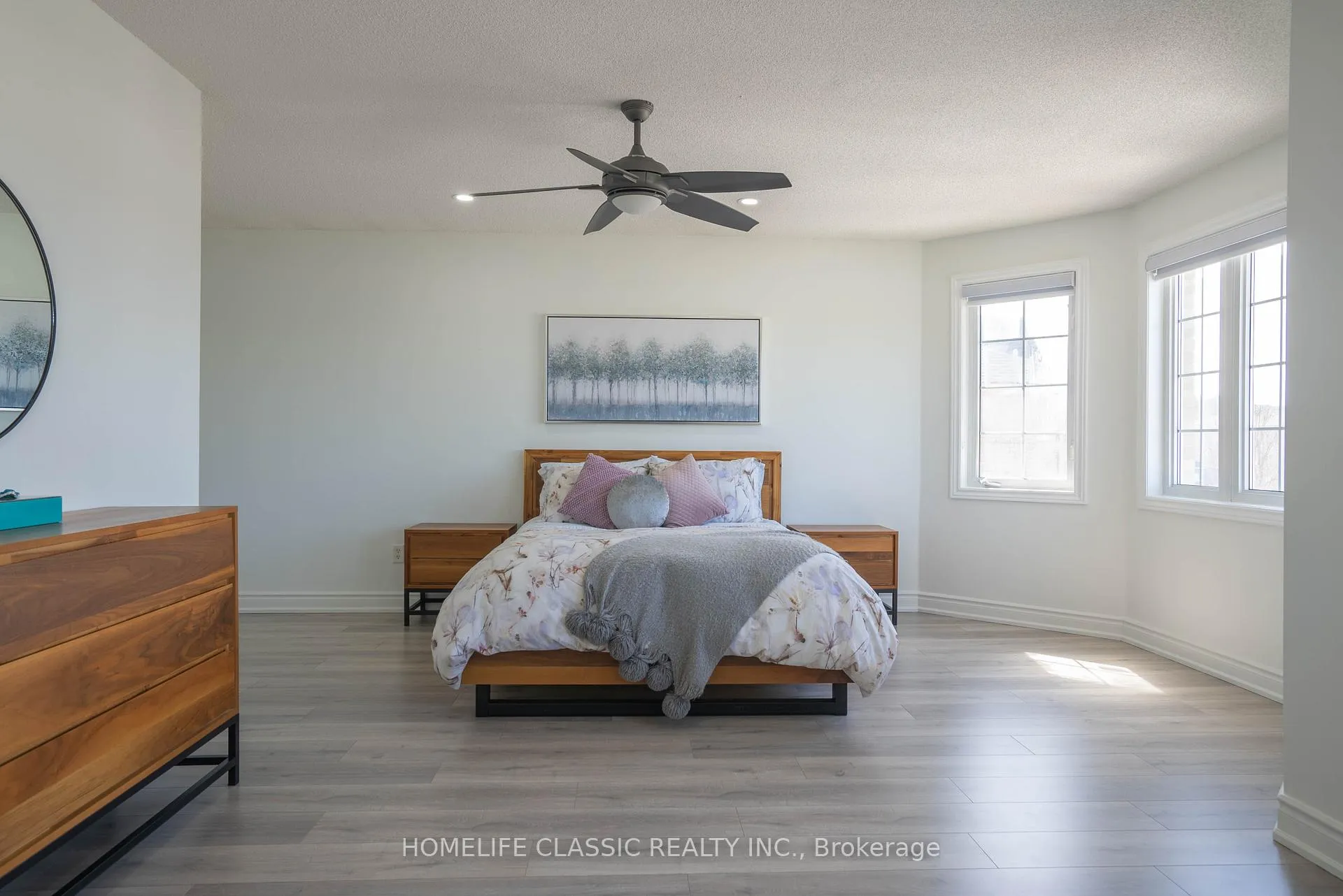 Photo 28 of 51 Hawkins Drive, Barrie, Ardagh — HOMEH