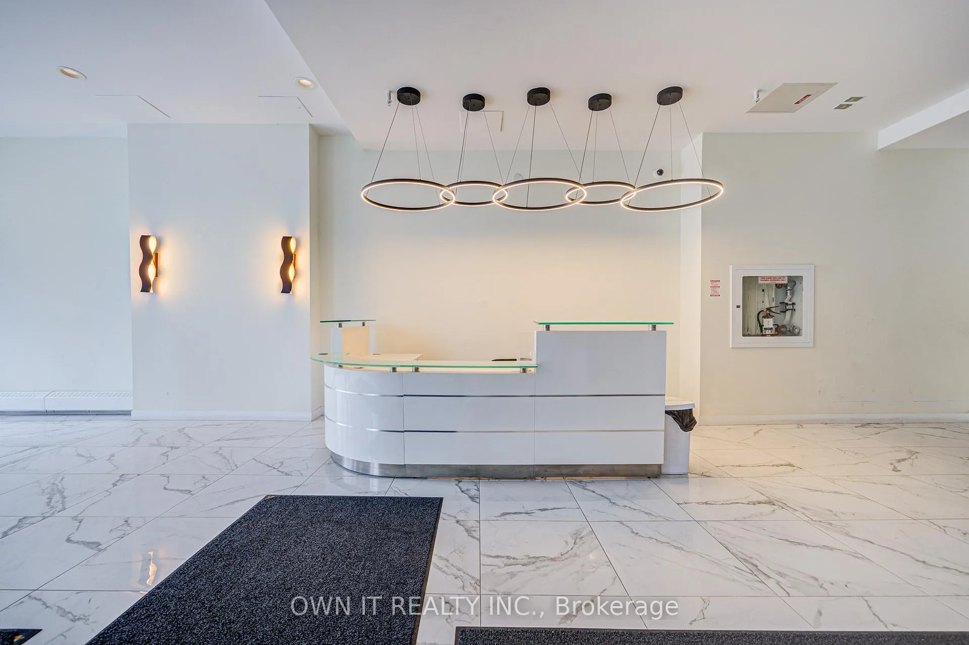 Photo 4 of Unit 1503, 128 King Street N, Waterloo, Downtown Waterloo — HOMEH