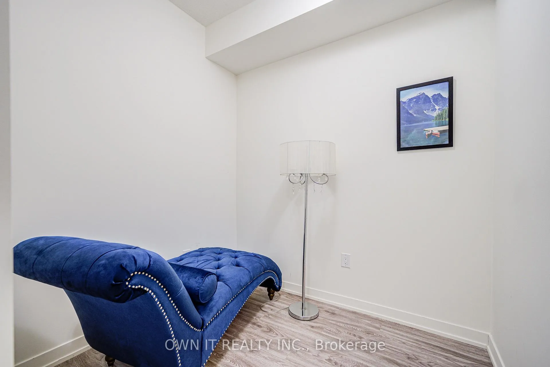 Photo 8 of Unit 1503, 128 King Street N, Waterloo, Downtown Waterloo — HOMEH