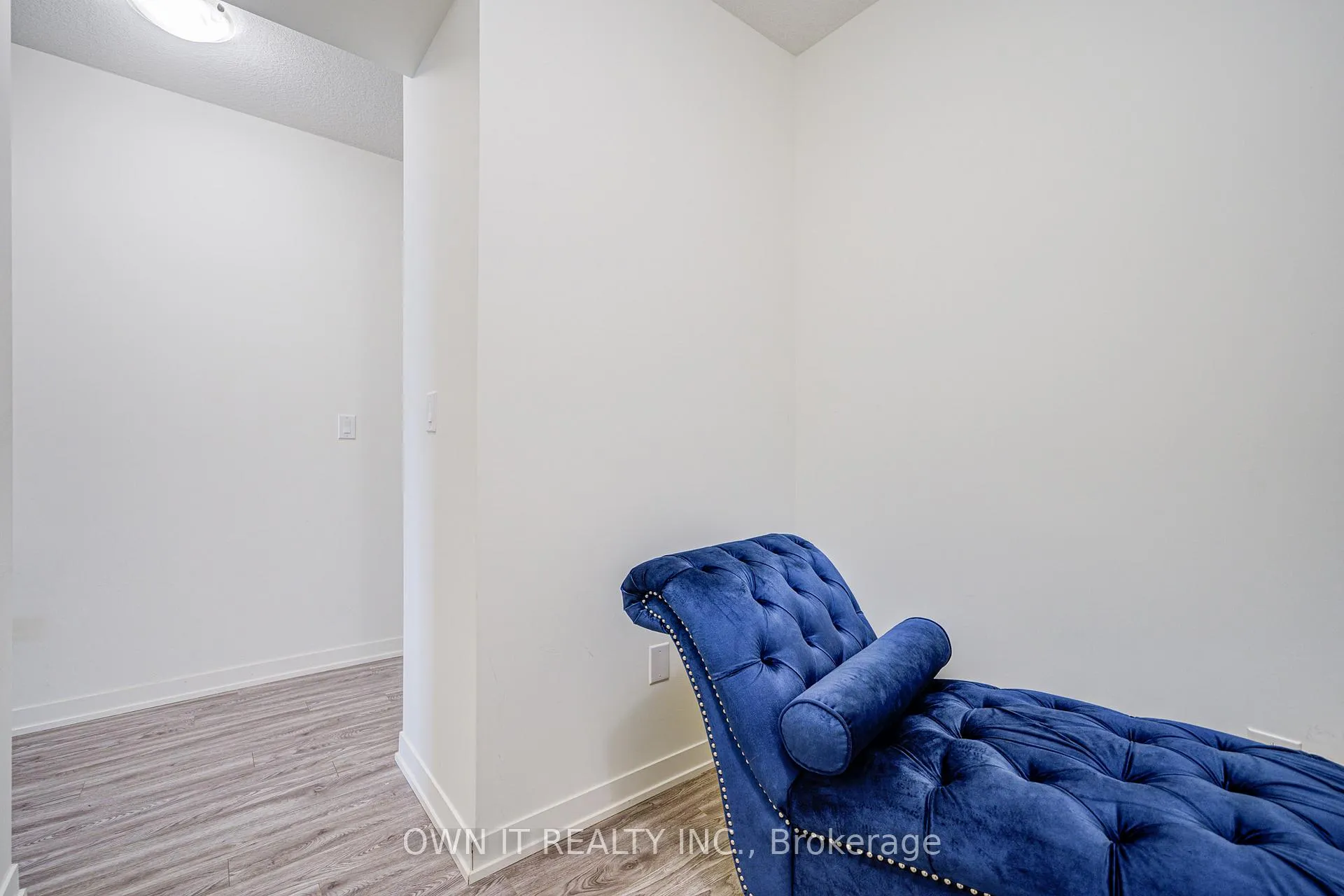 Photo 9 of Unit 1503, 128 King Street N, Waterloo, Downtown Waterloo — HOMEH