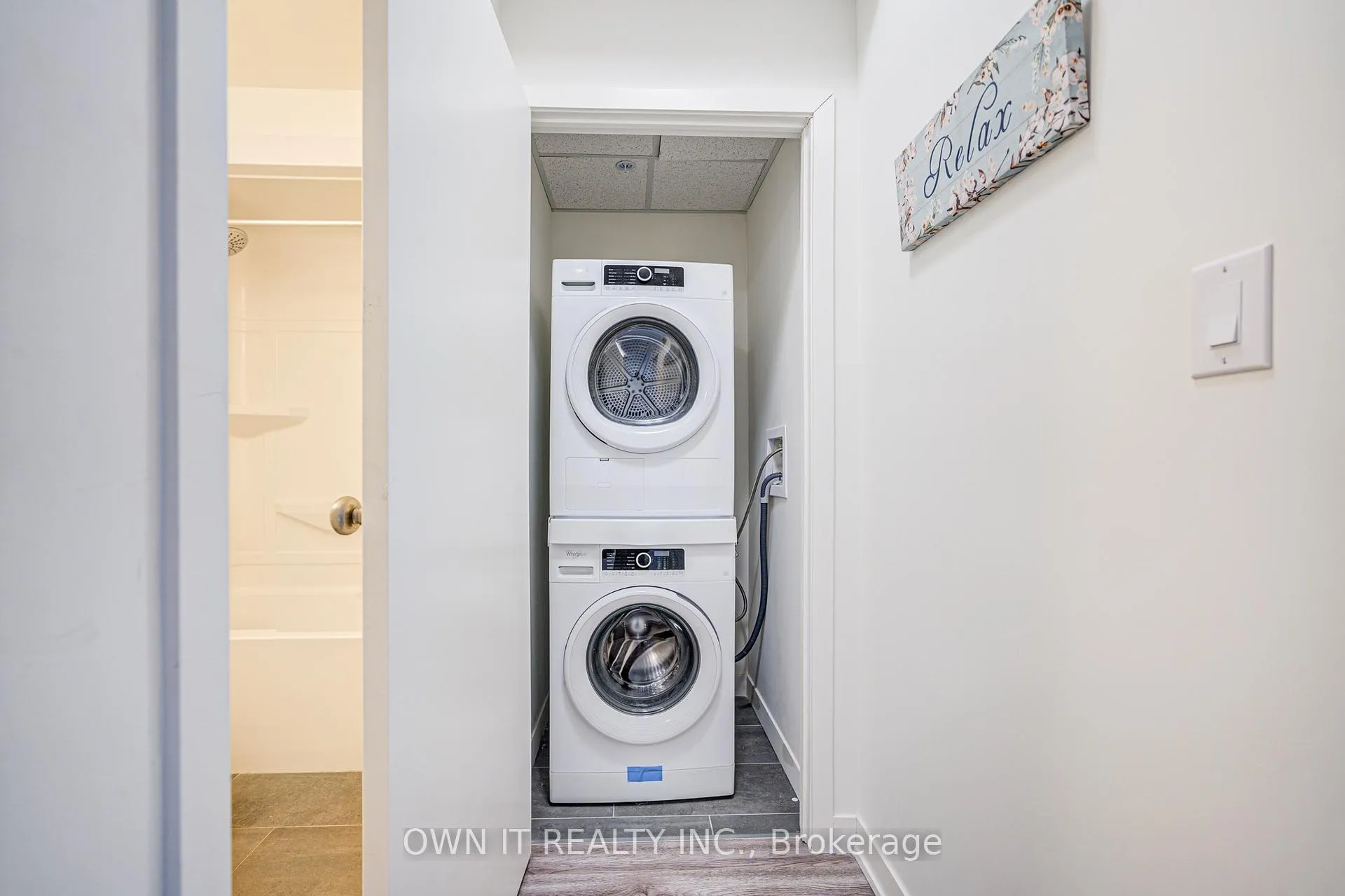 Photo 29 of Unit 1503, 128 King Street N, Waterloo, Downtown Waterloo — HOMEH