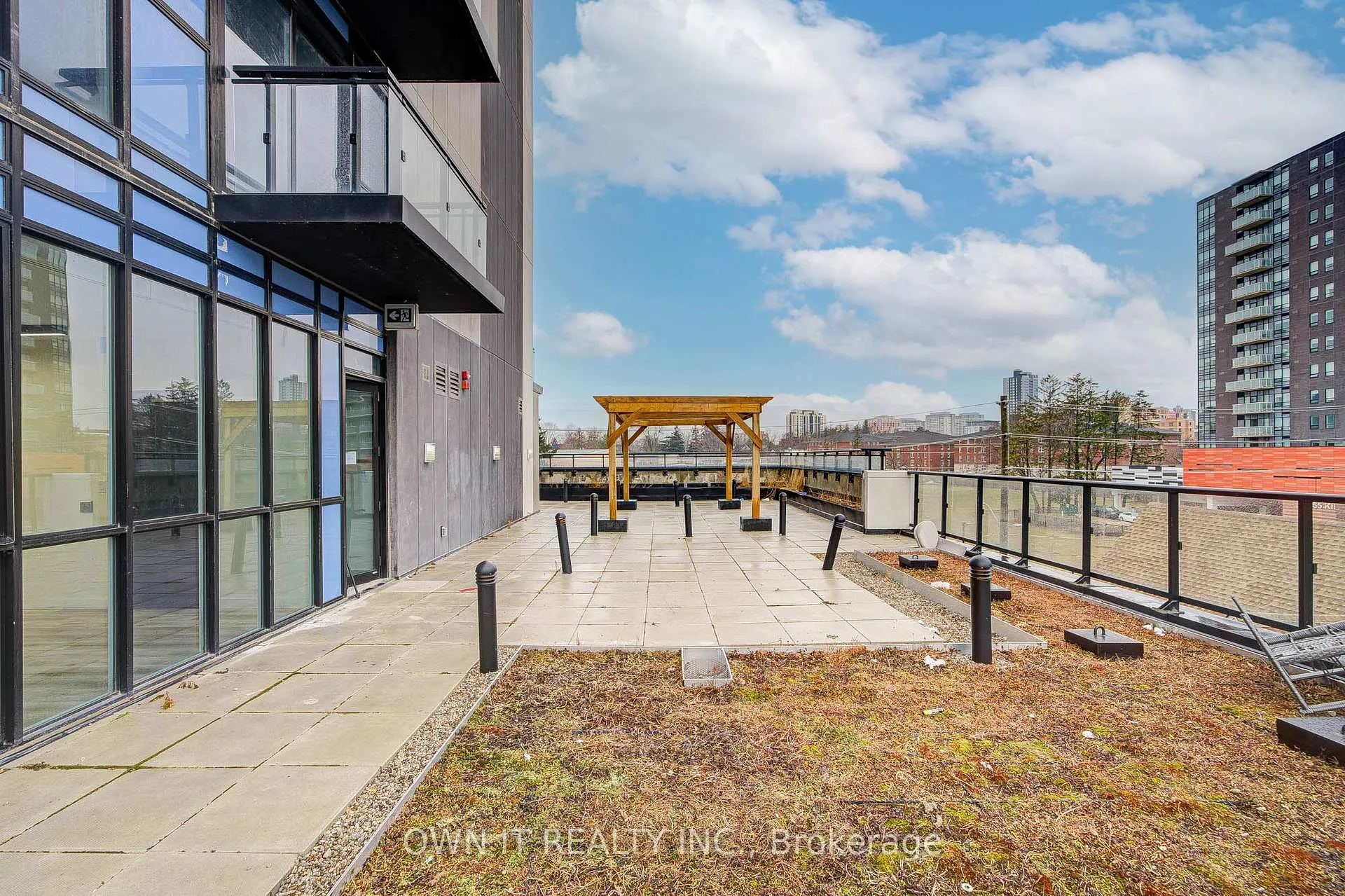 Photo 37 of Unit 1503, 128 King Street N, Waterloo, Downtown Waterloo — HOMEH