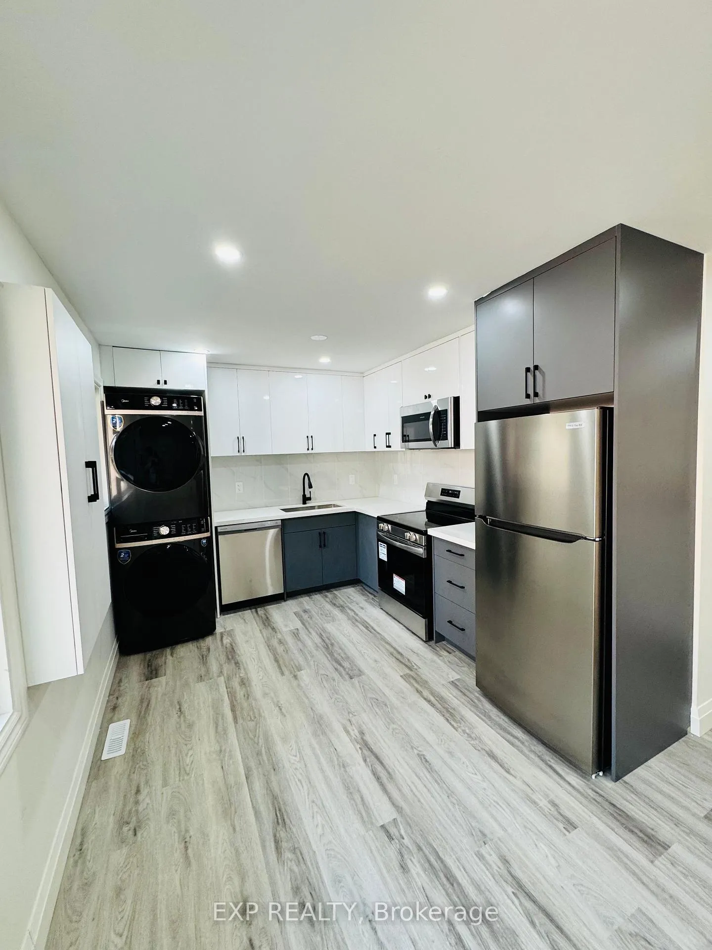 Photo 1 of 1 - 6 Craig Drive, Kitchener — HOMEH