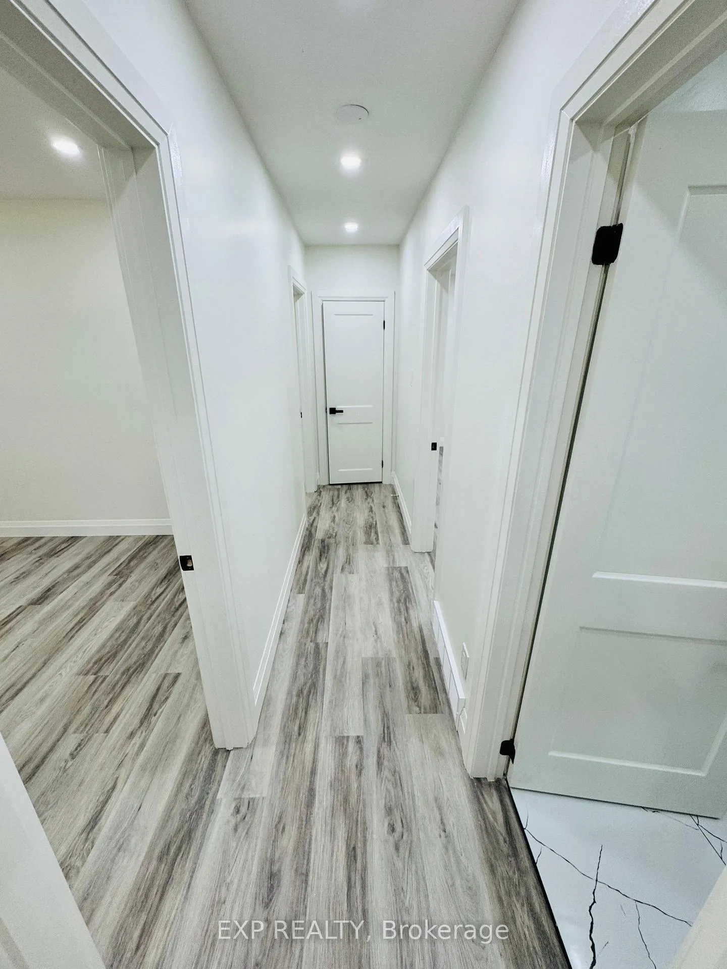 Photo 4 of 1 - 6 Craig Drive, Kitchener — HOMEH