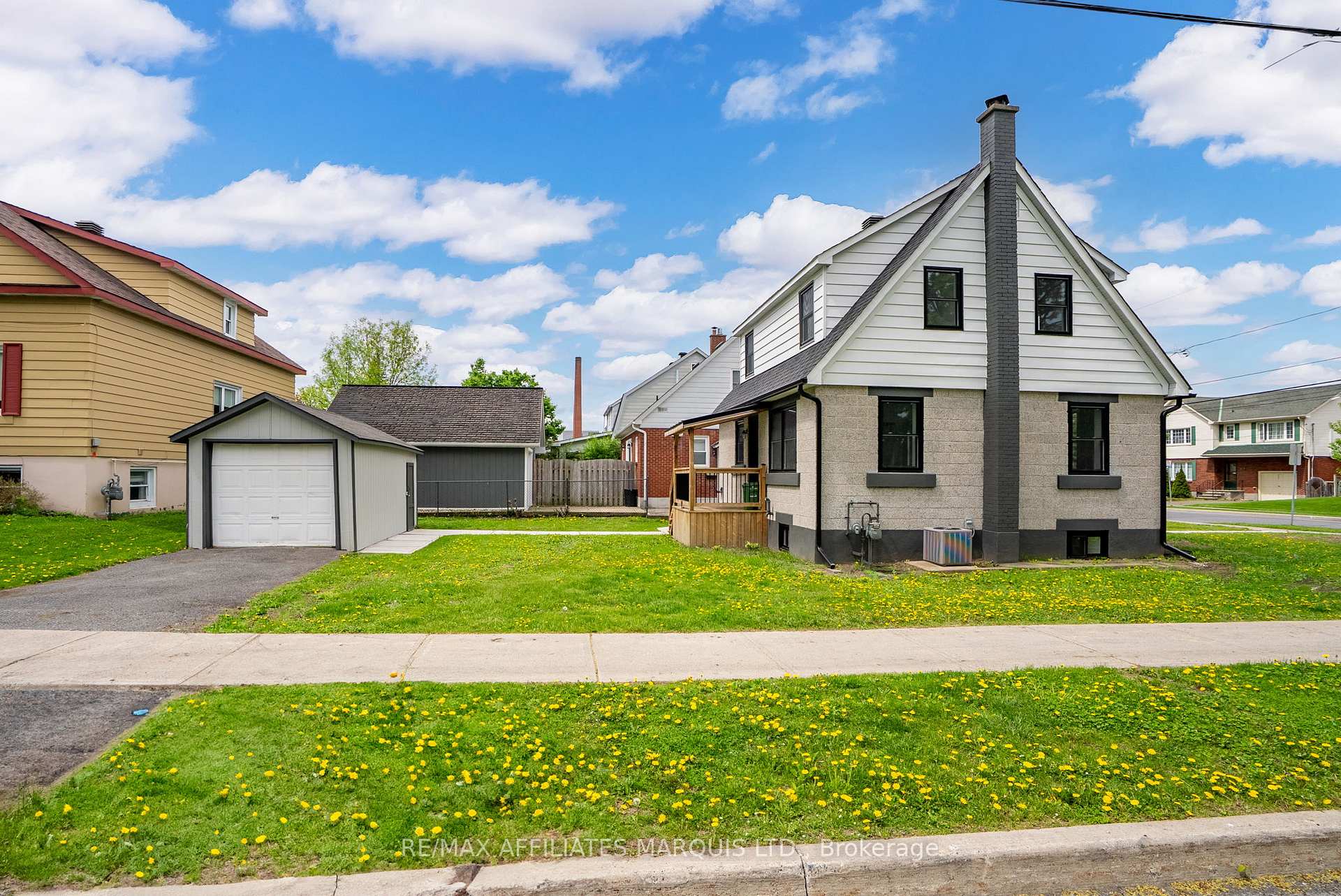 Photo 2 of 36 Old Orchard Avenue, Cornwall — HOMEH