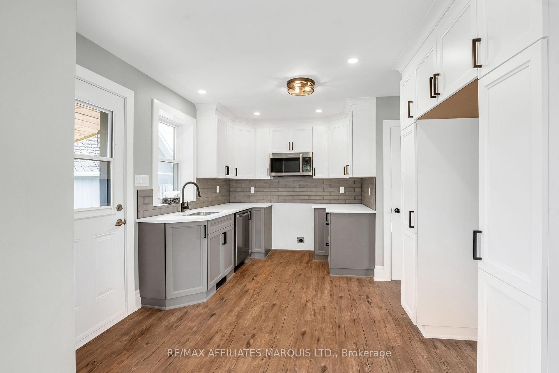 Photo 11 of 36 Old Orchard Avenue, Cornwall — HOMEH