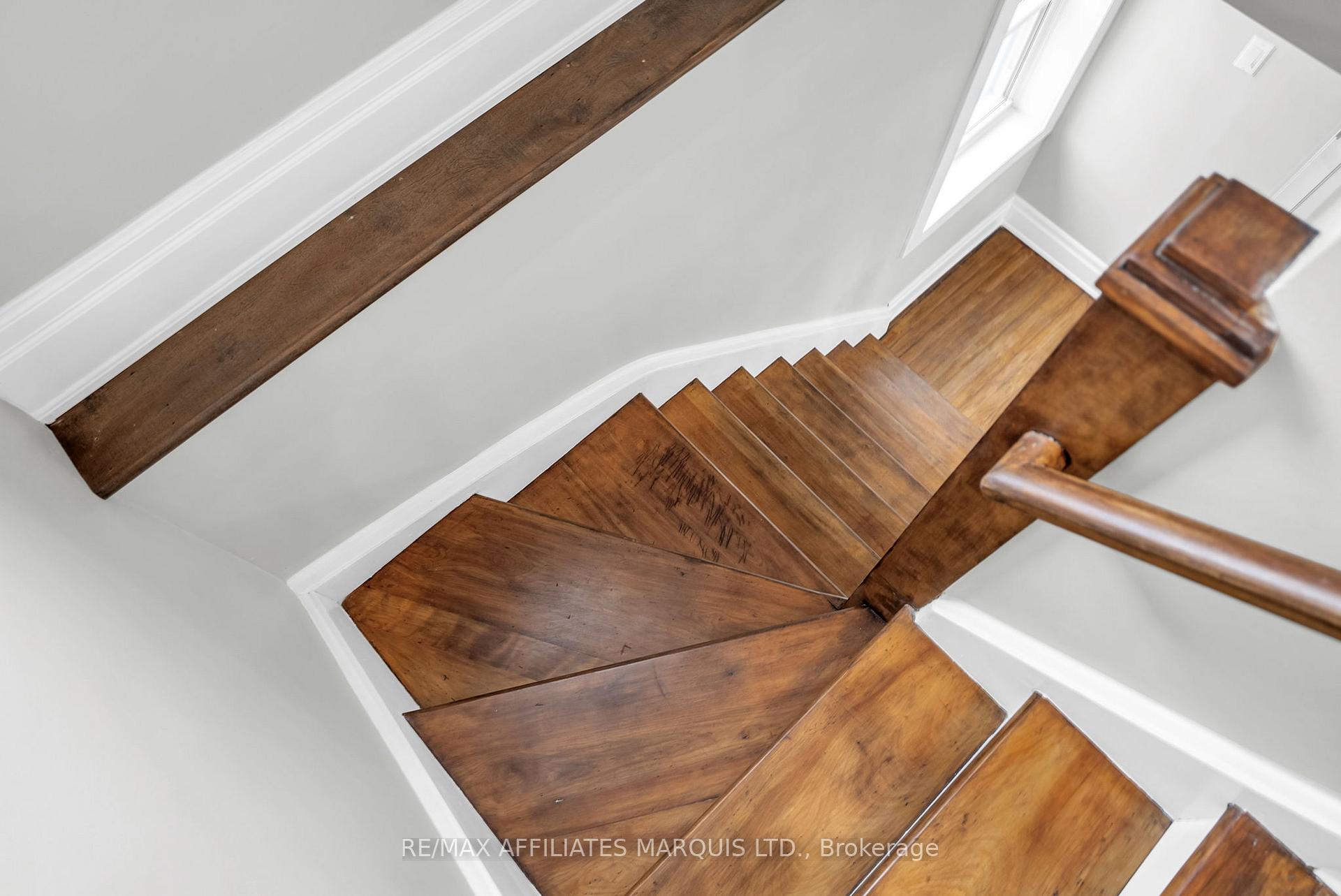 Photo 19 of 36 Old Orchard Avenue, Cornwall — HOMEH
