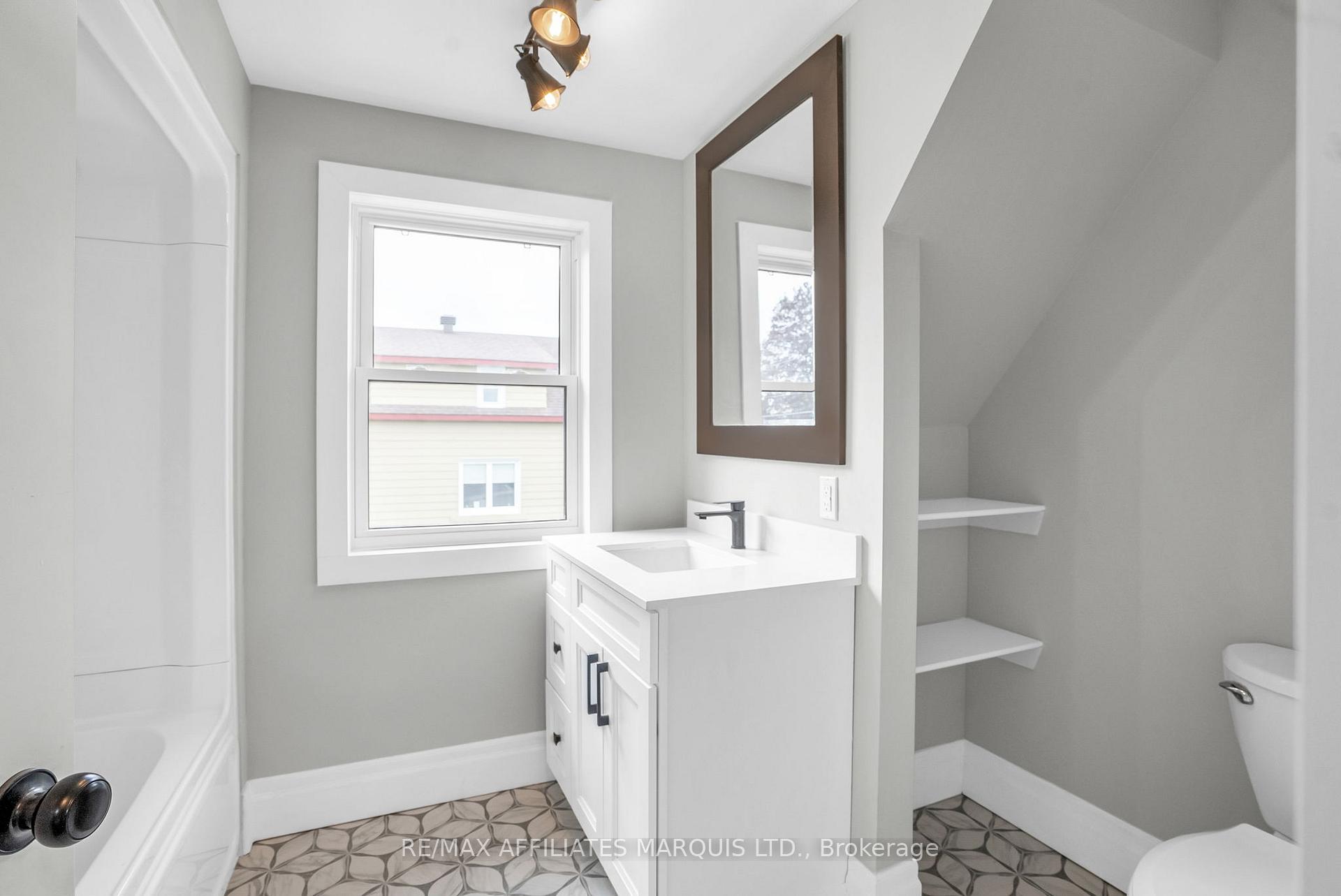 Photo 23 of 36 Old Orchard Avenue, Cornwall — HOMEH