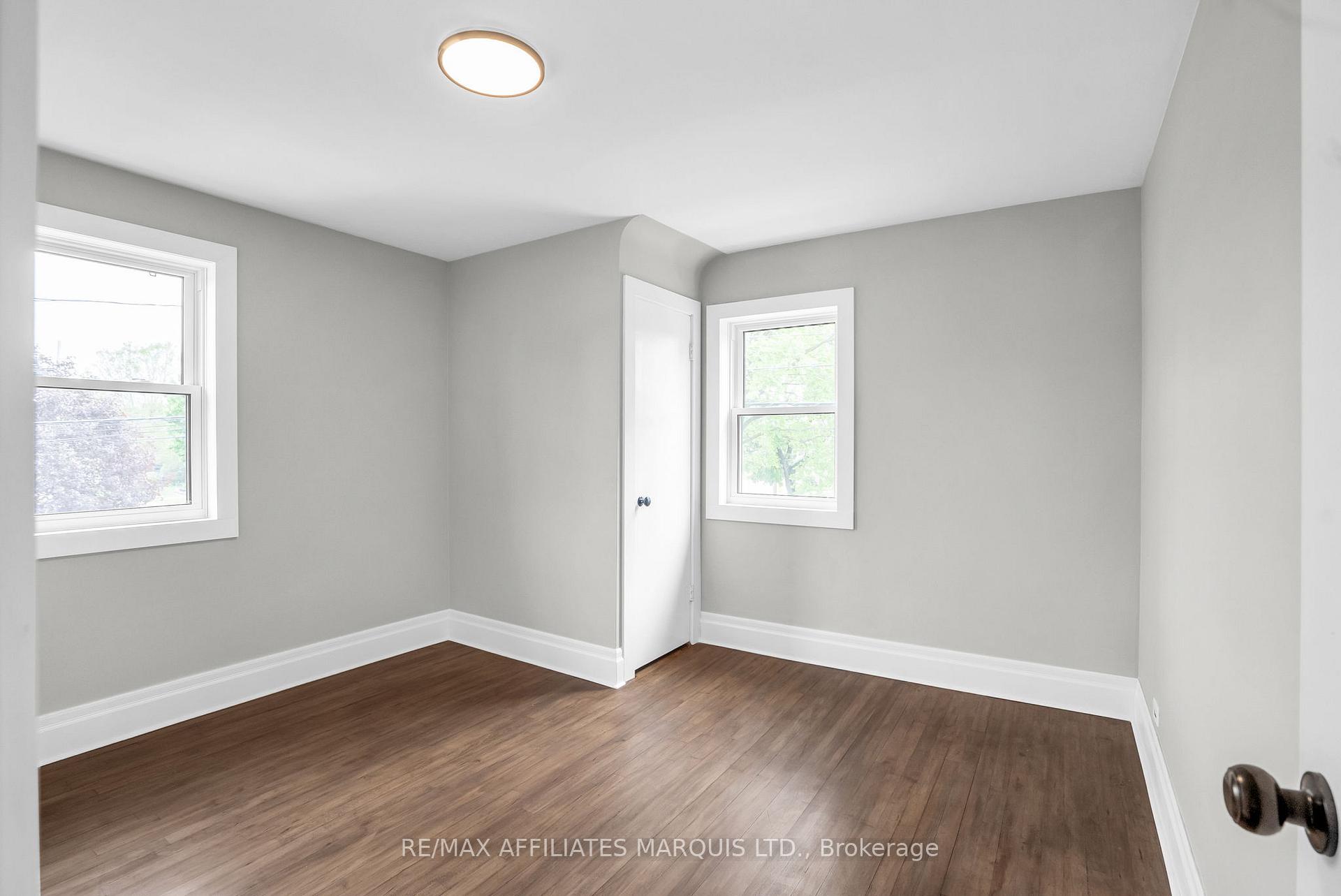 Photo 29 of 36 Old Orchard Avenue, Cornwall — HOMEH