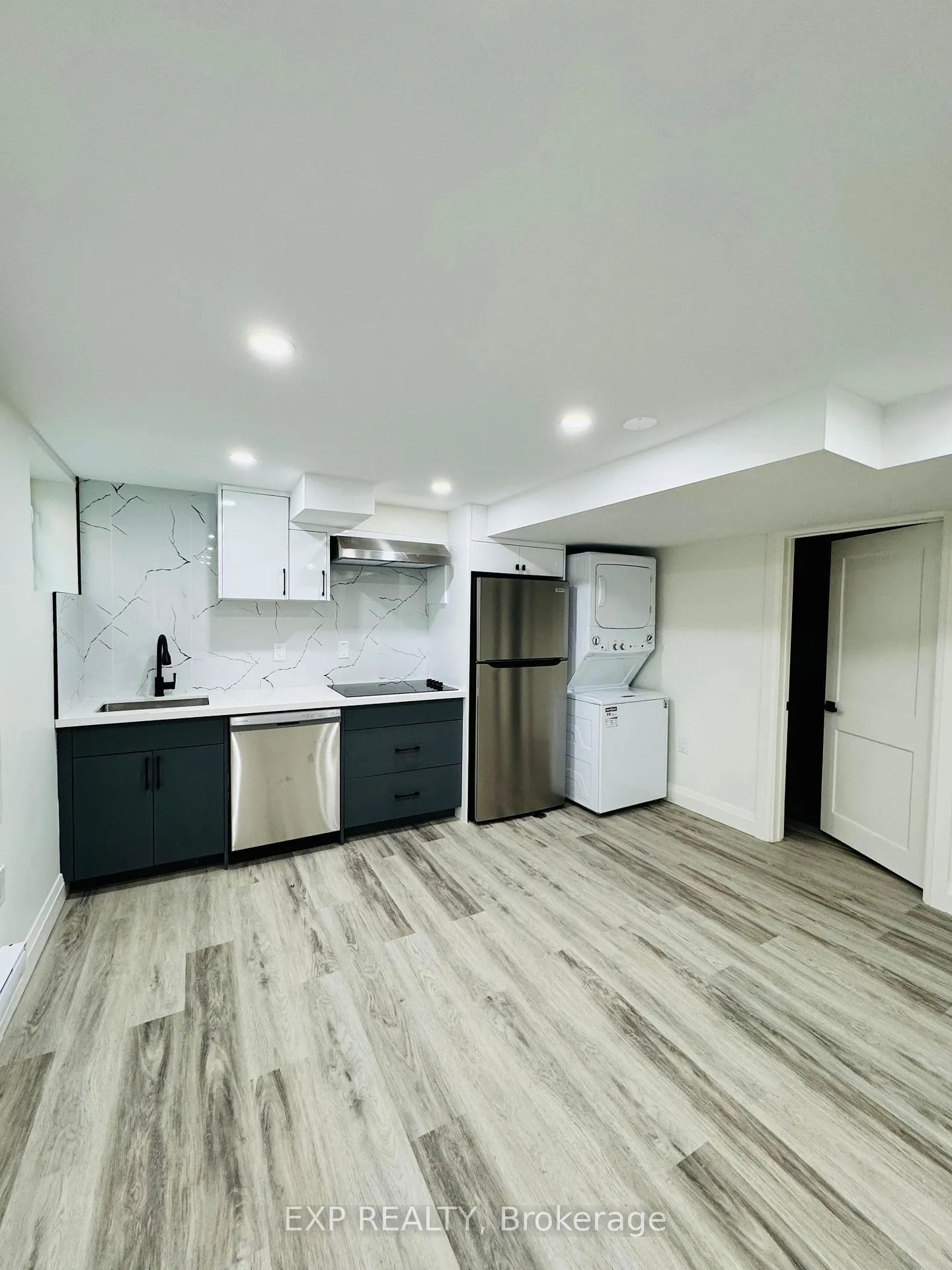 Photo 1 of 3- 6 Craig Drive, Kitchener — HOMEH