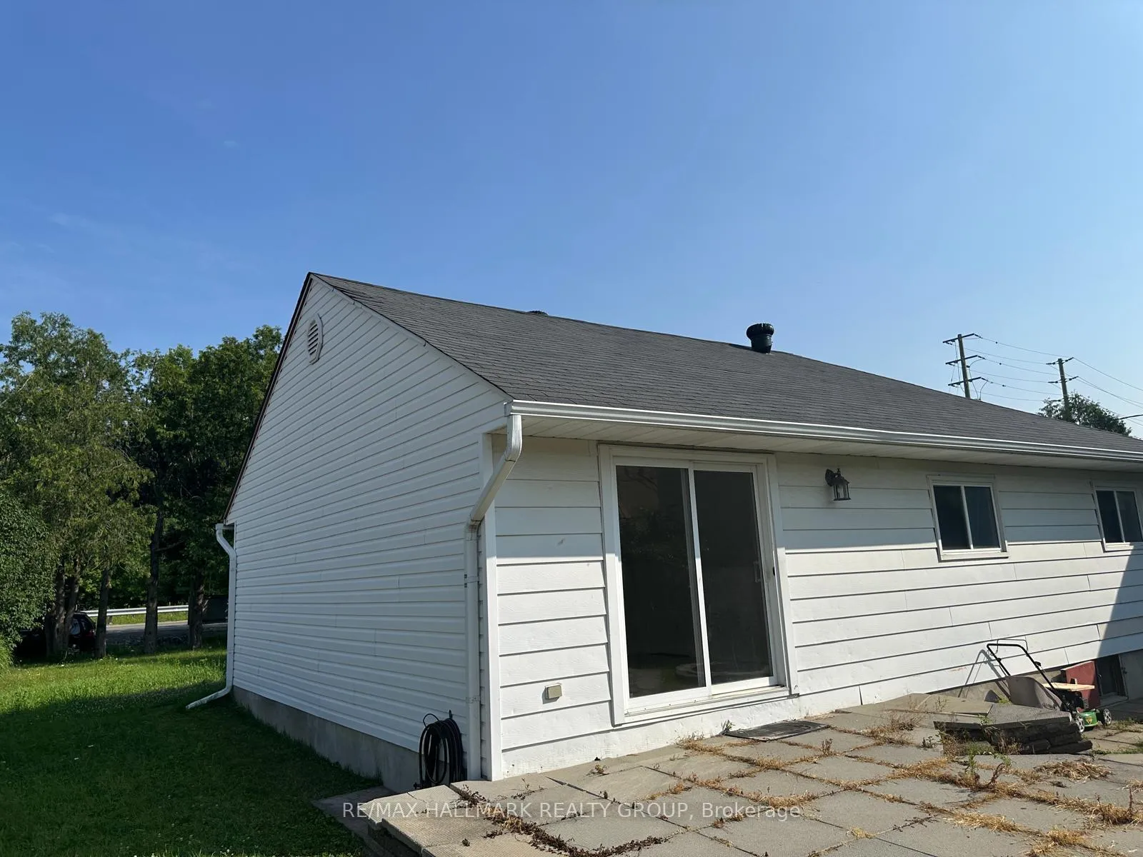 Photo 20 of 2440 Leitrim Road, Ottawa, Emerald Woods/Sawmill Creek — HOMEH
