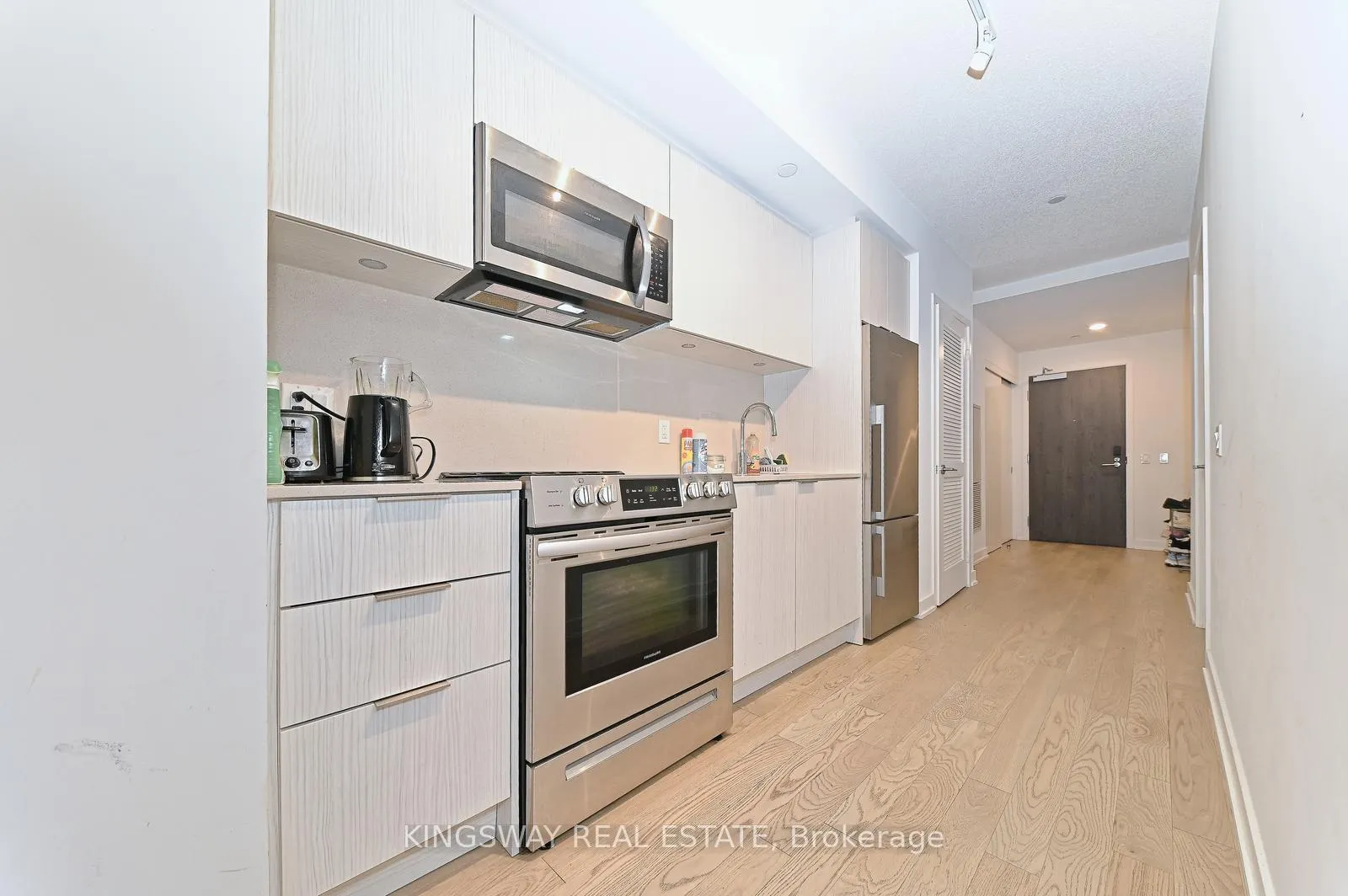 Photo 7 of Unit 221, 25 Richmond Street E, Toronto, Church-Yonge Corridor — HOMEH