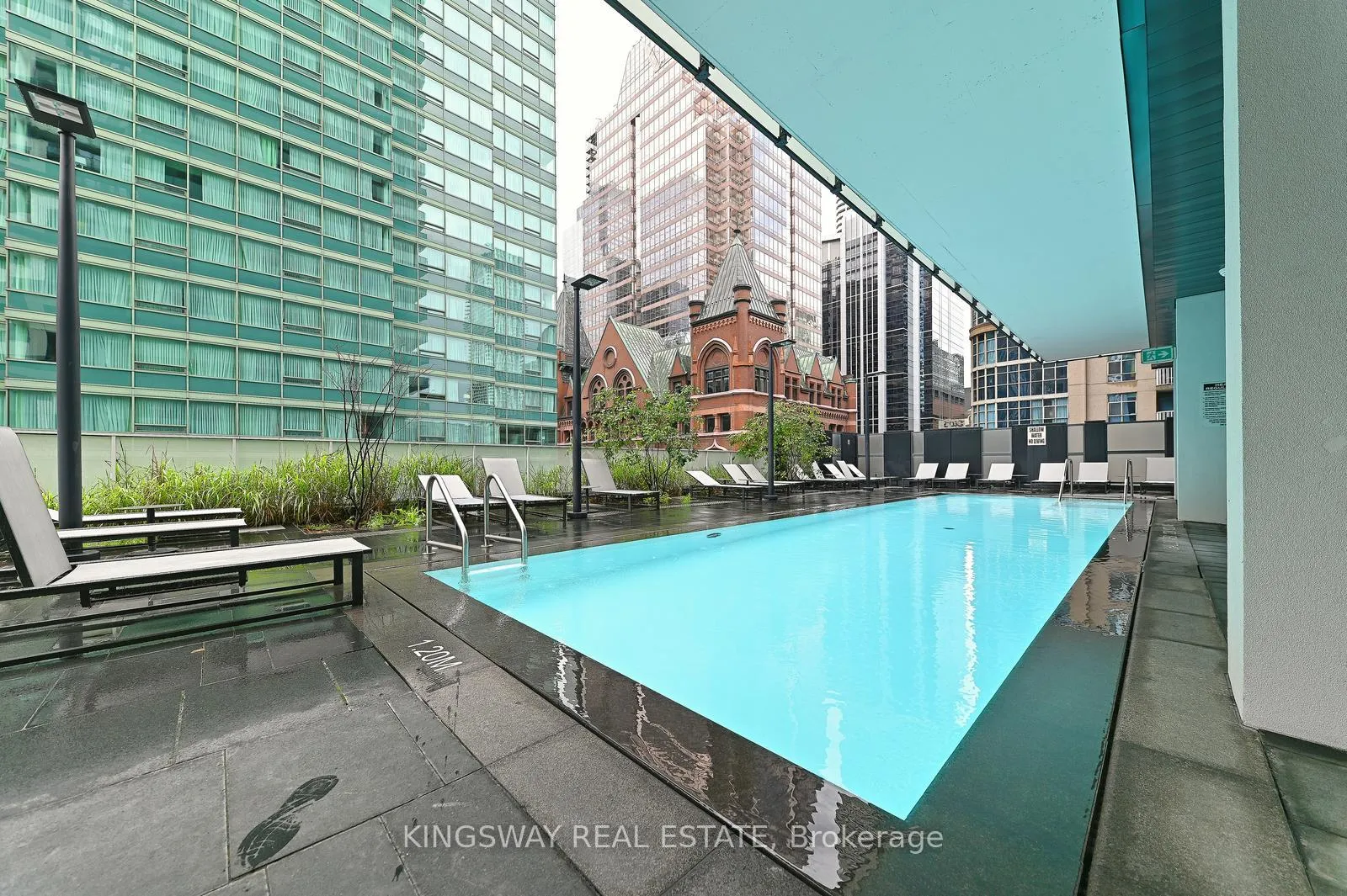 Photo 10 of Unit 221, 25 Richmond Street E, Toronto, Church-Yonge Corridor — HOMEH