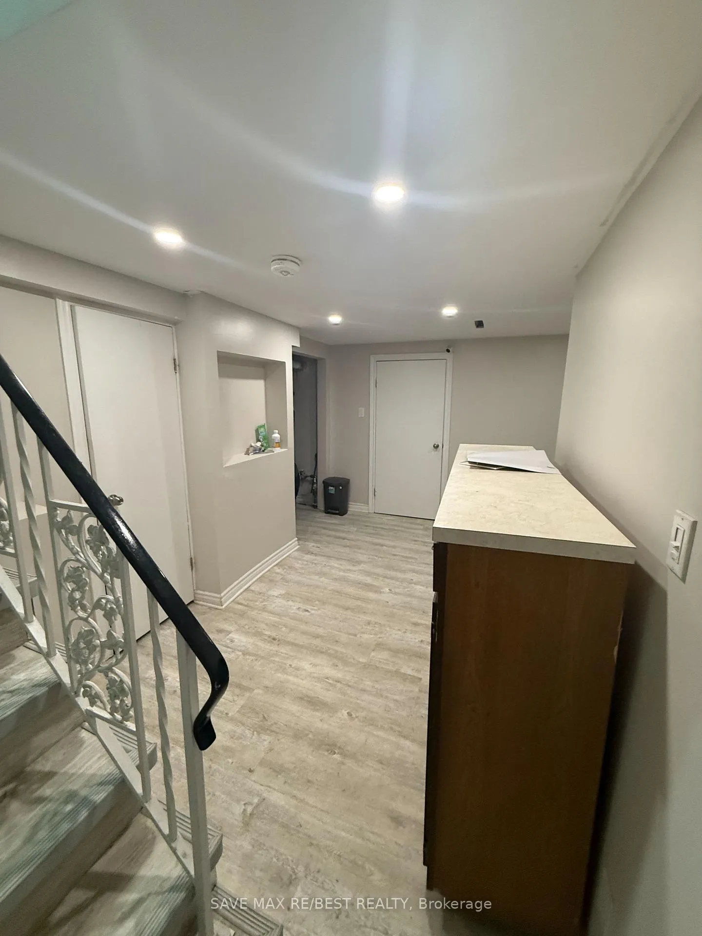 Photo 12 of 120 Weber Street S, Waterloo — HOMEH