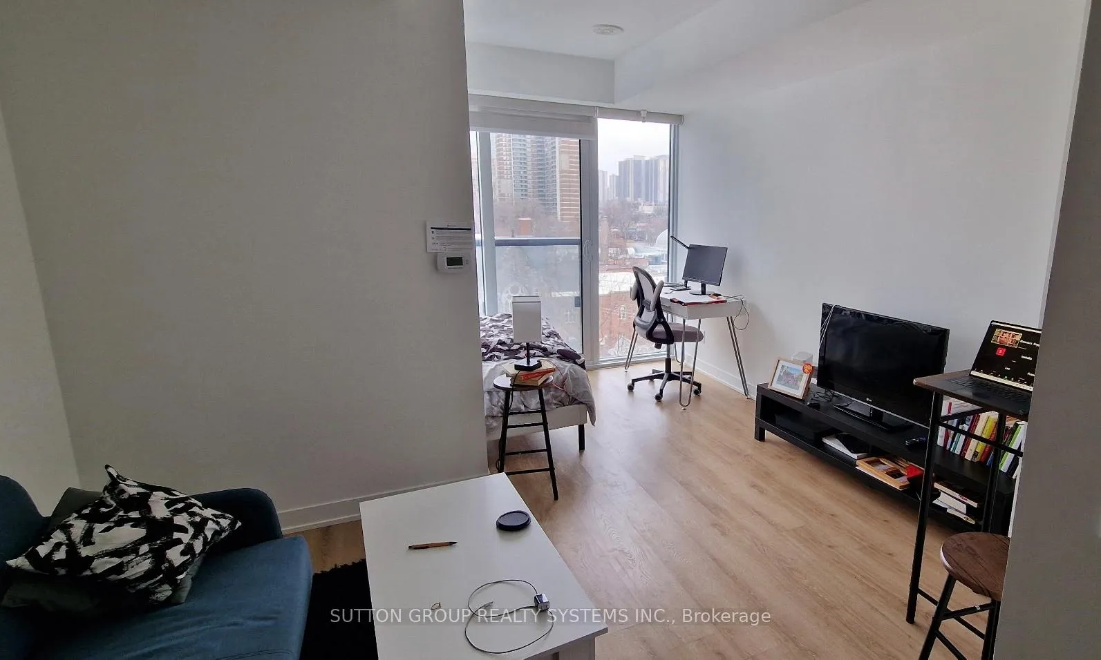 Photo 5 of Unit 709, 319 Jarvis Street, Toronto, Church-Yonge Corridor — HOMEH