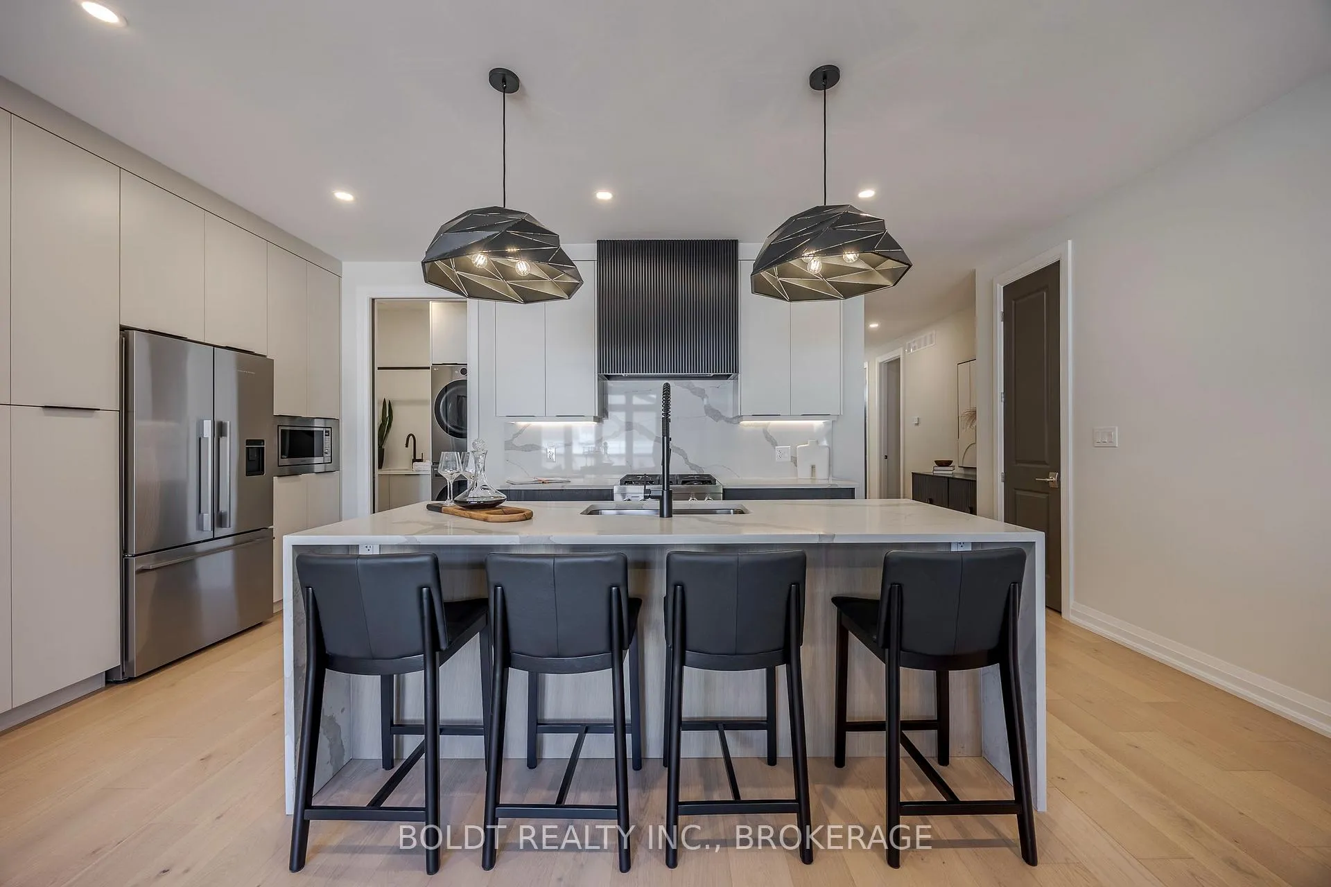 Photo 5 of Unit 11, 205 St. David's Road, Thorold, Confederation Heights — HOMEH