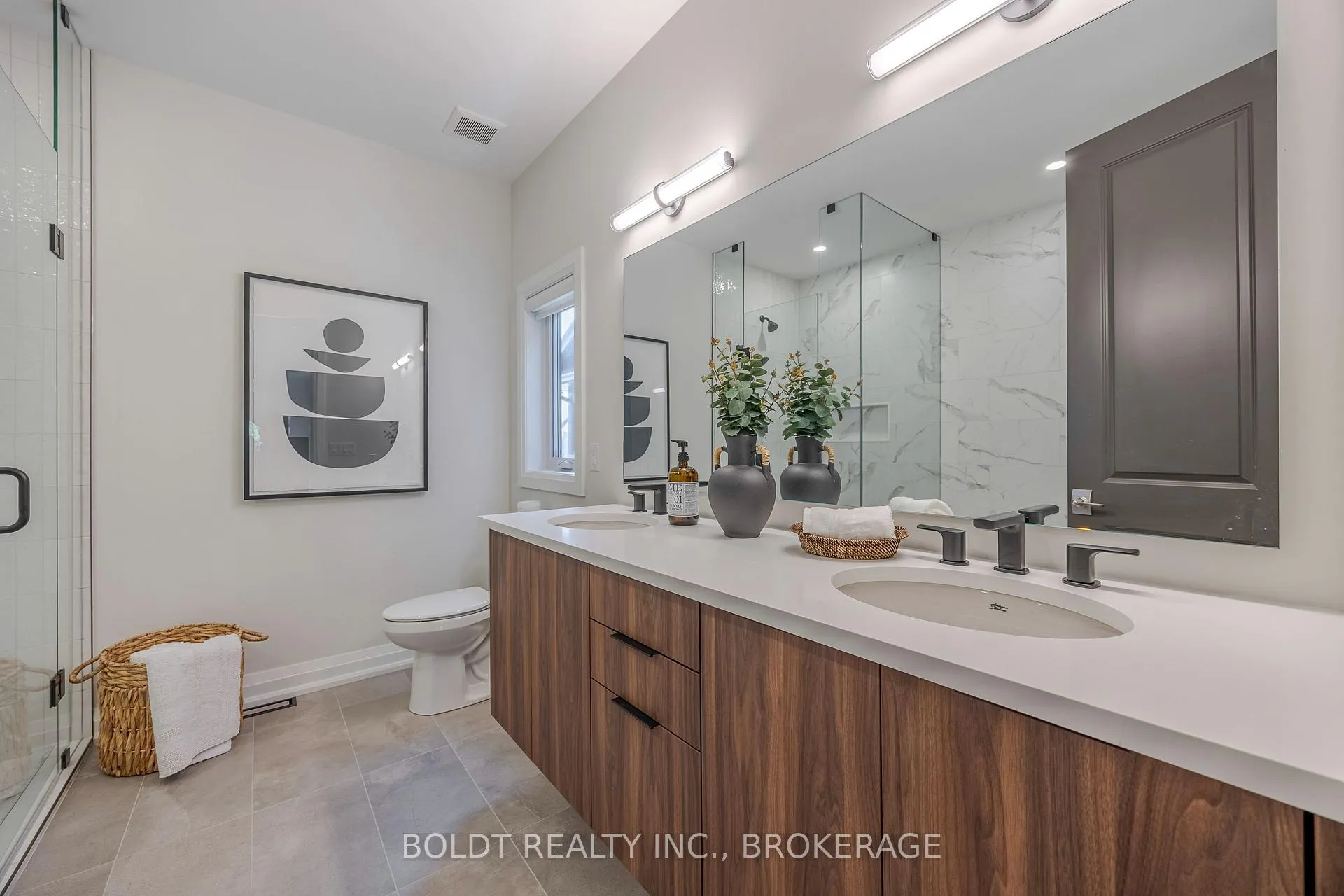 Photo 15 of Unit 11, 205 St. David's Road, Thorold, Confederation Heights — HOMEH