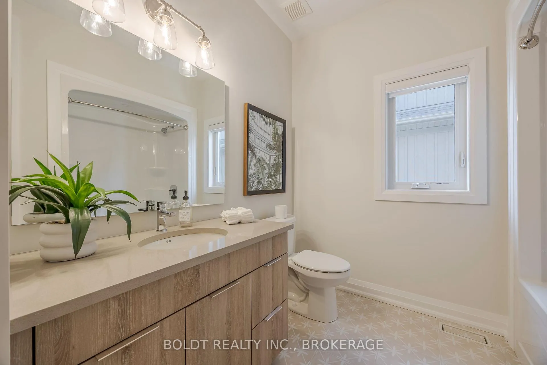 Photo 20 of Unit 11, 205 St. David's Road, Thorold, Confederation Heights — HOMEH