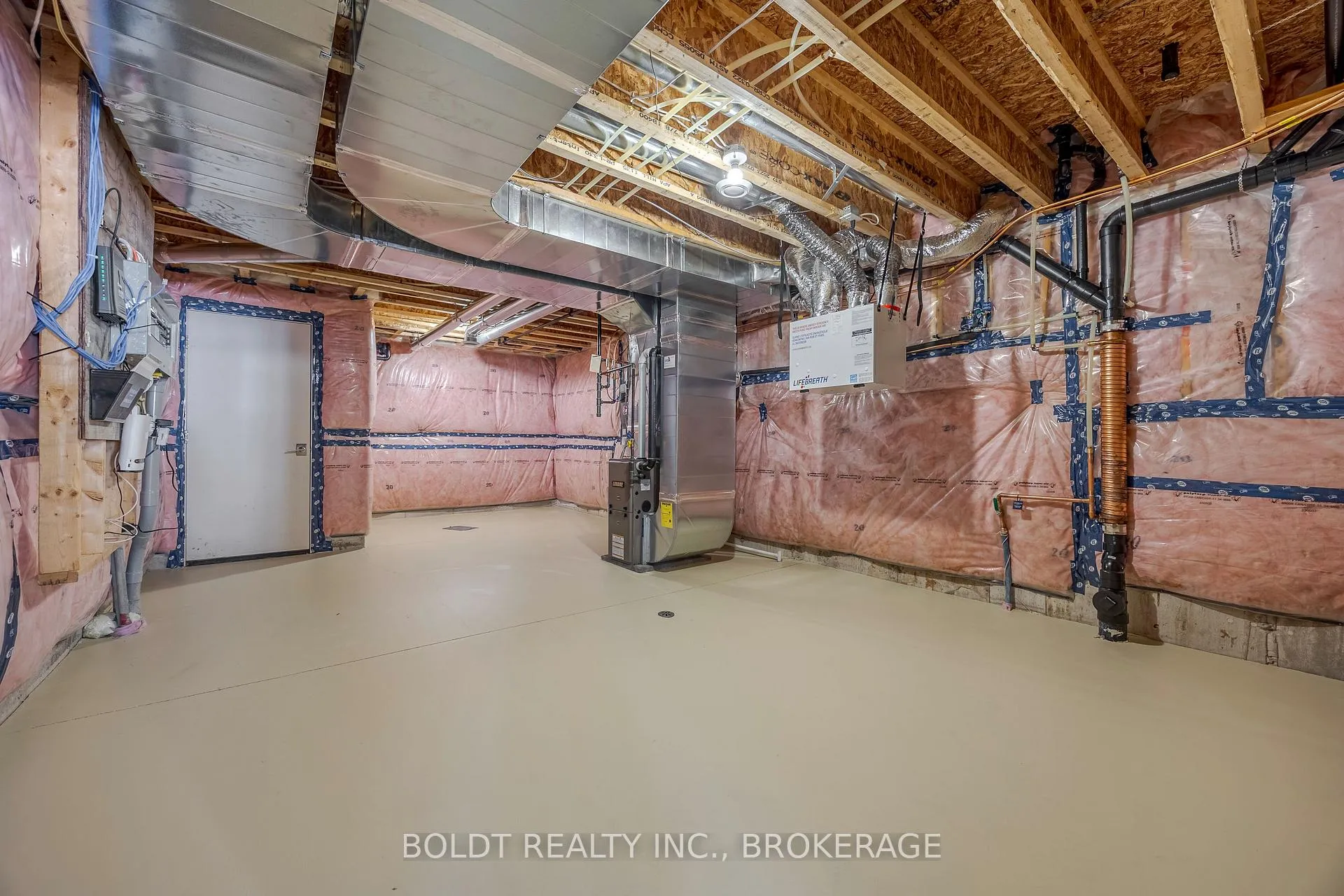 Photo 24 of Unit 11, 205 St. David's Road, Thorold, Confederation Heights — HOMEH