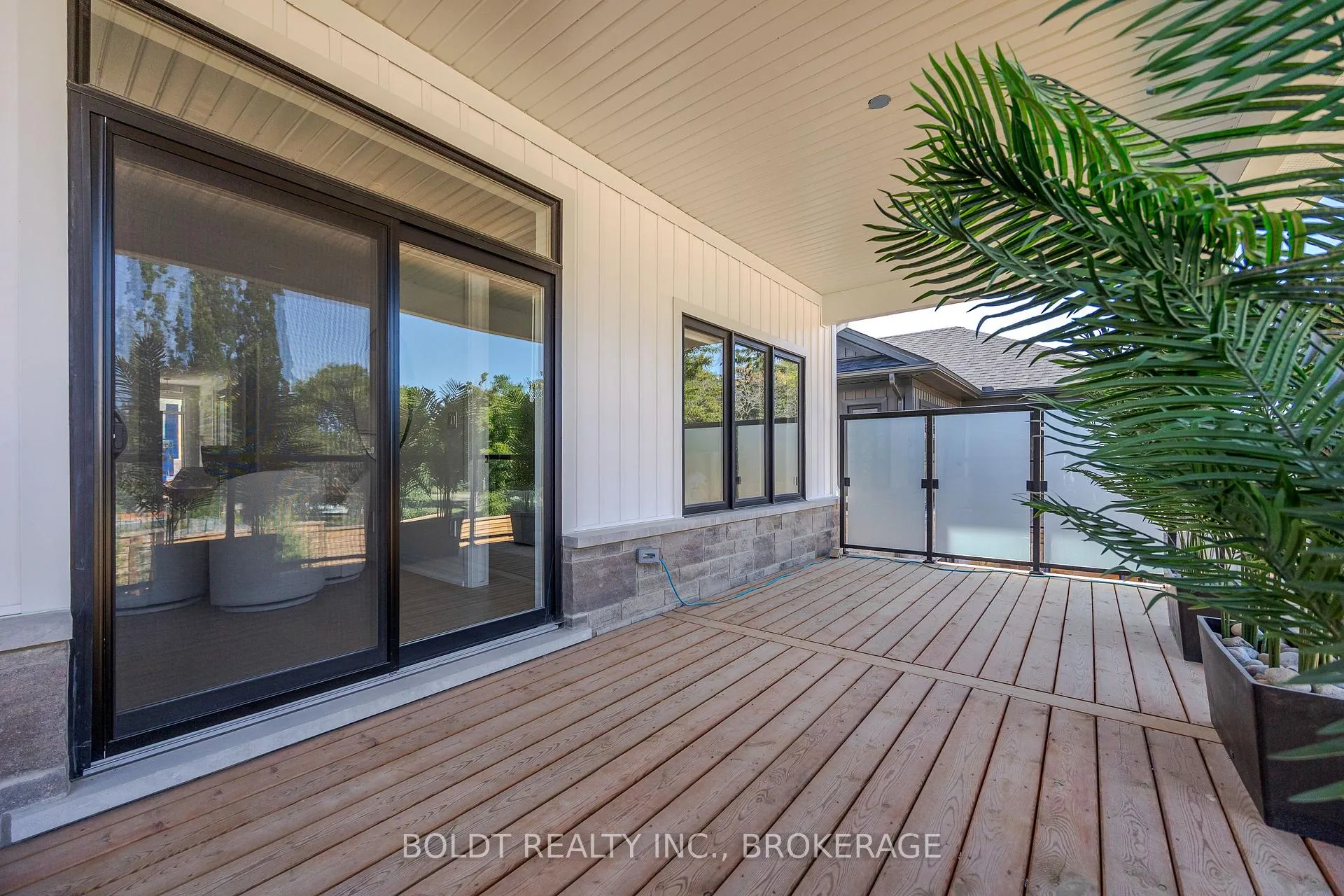 Photo 25 of Unit 11, 205 St. David's Road, Thorold, Confederation Heights — HOMEH