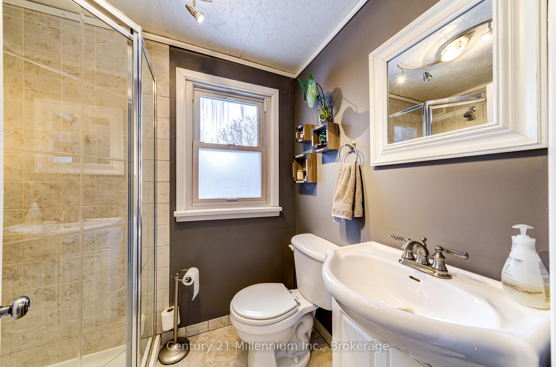 Photo 23 of 209 Kirkwood Drive, Clearview, Stayner — HOMEH
