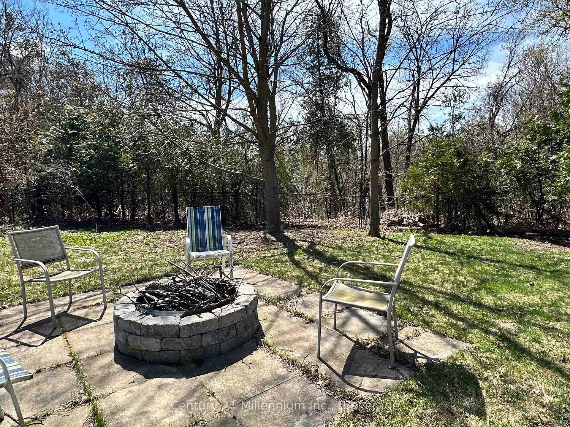 Photo 29 of 209 Kirkwood Drive, Clearview, Stayner — HOMEH