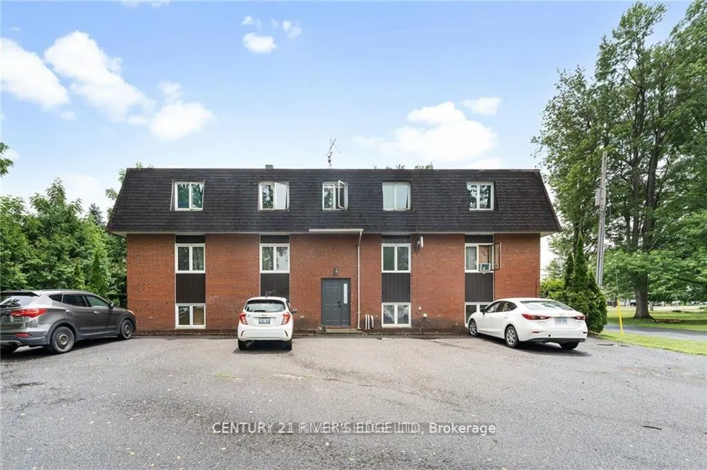 Photo 1 of 65 Queen Street, North Dundas, Chesterville — HOMEH