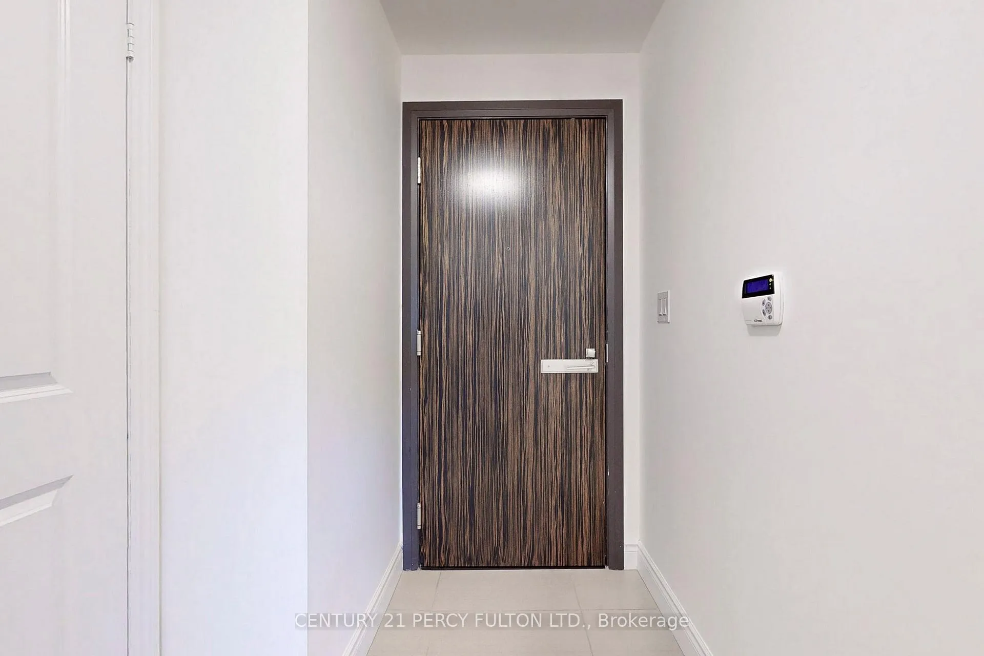 Photo 4 of Unit 701, 325 South Park Road, Markham, Commerce Valley — HOMEH