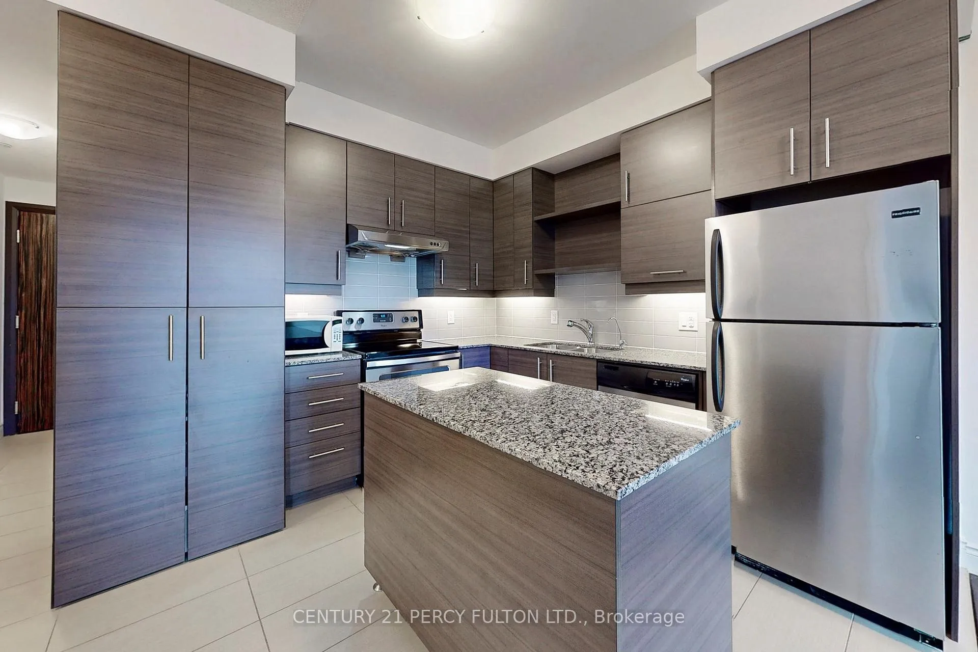 Photo 8 of Unit 701, 325 South Park Road, Markham, Commerce Valley — HOMEH