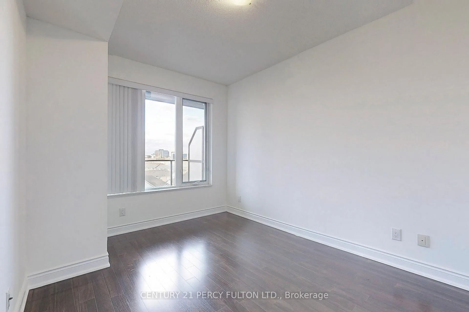 Photo 10 of Unit 701, 325 South Park Road, Markham, Commerce Valley — HOMEH