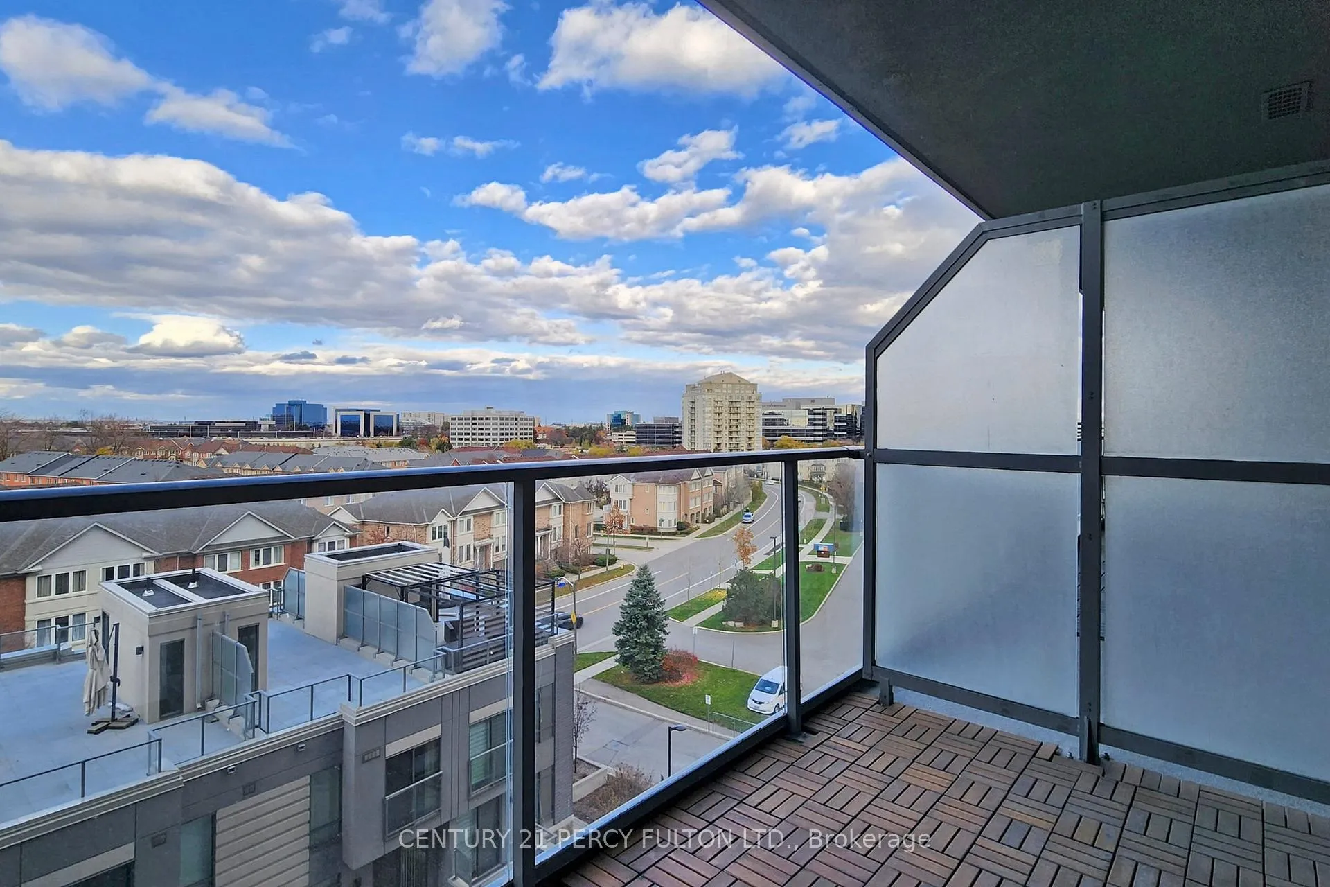 Photo 12 of Unit 701, 325 South Park Road, Markham, Commerce Valley — HOMEH