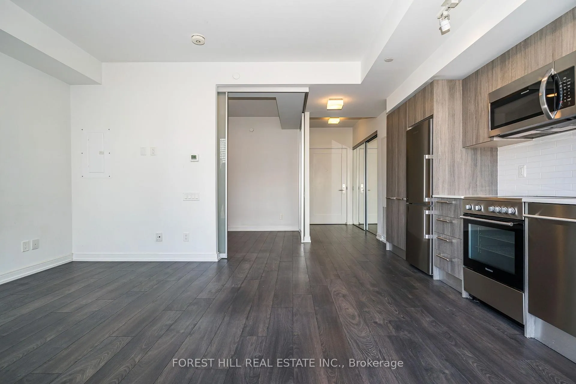 Photo 10 of Unit 1108, 28 Wellesley Street E, Toronto, Church-Yonge Corridor — HOMEH