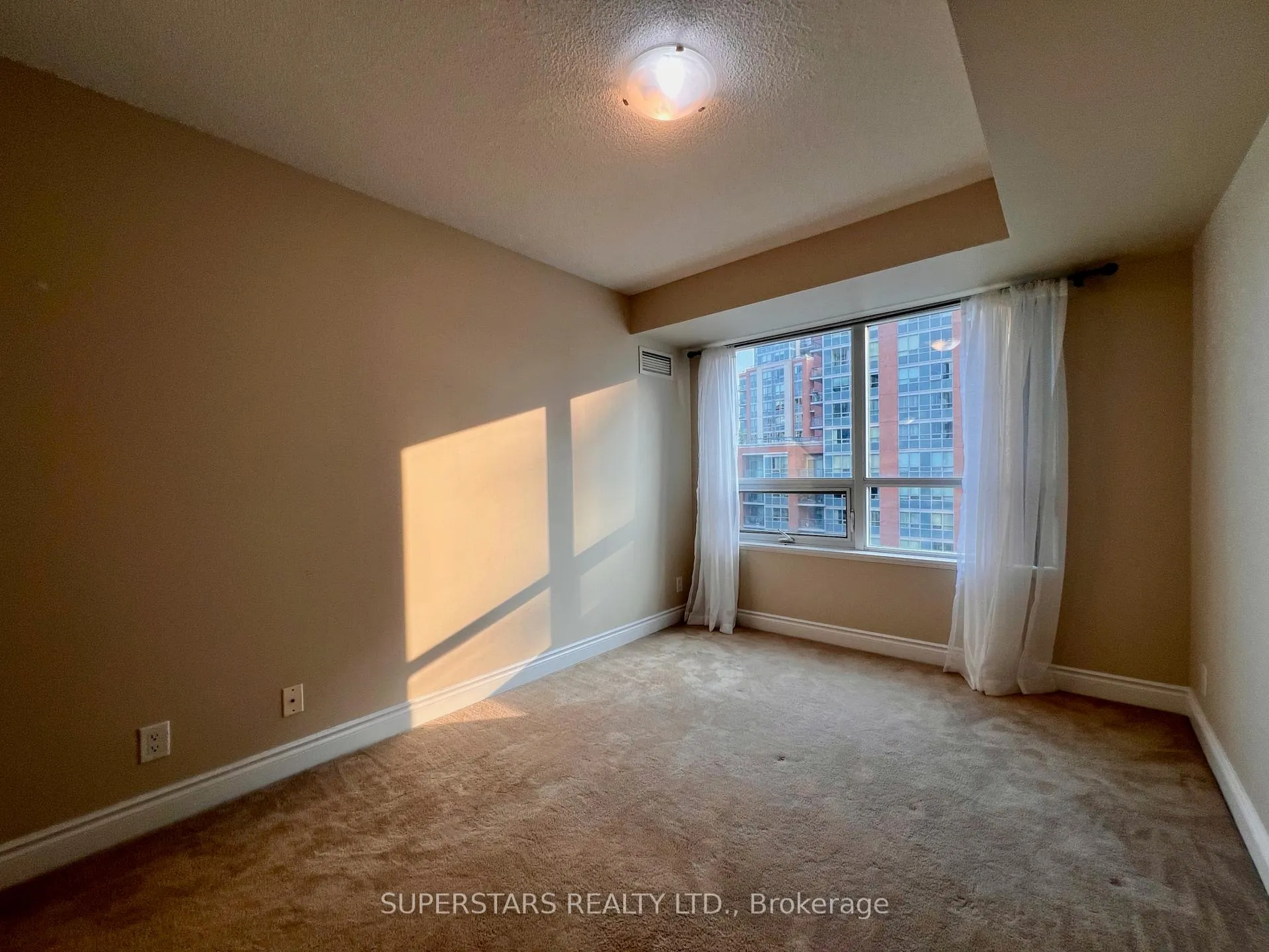 Photo 15 of Unit 706, 55 South Town Centre Boulevard, Markham, Unionville — HOMEH