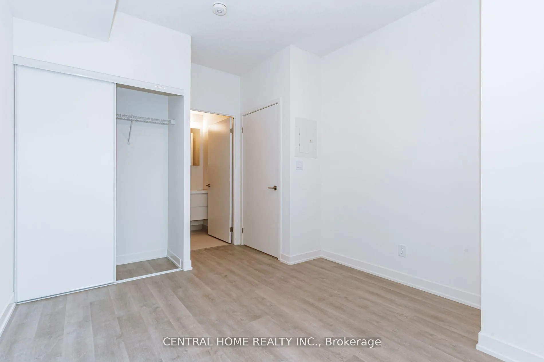 Photo 7 of Unit B1307, 292 Verdale Crossing, Markham, Unionville — HOMEH