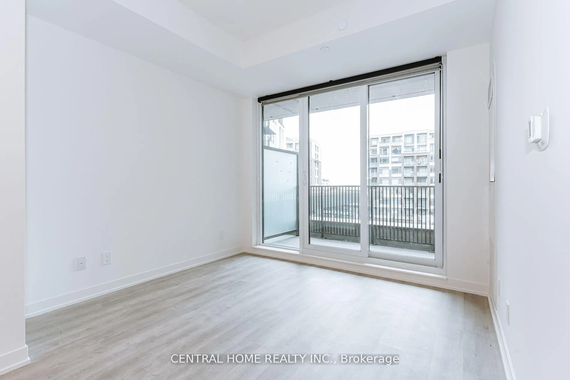 Photo 9 of Unit B1307, 292 Verdale Crossing, Markham, Unionville — HOMEH