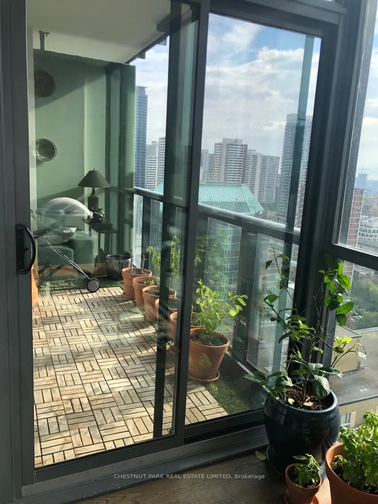 Photo 7 of Unit 1903, 101 Charles Street E, Toronto, Church-Yonge Corridor — HOMEH