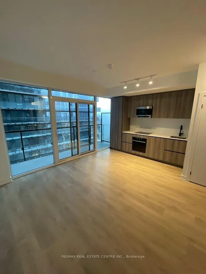 Photo 9 of Unit 1807, 127 Broadway Avenue, Toronto, Yonge-Eglinton — HOMEH
