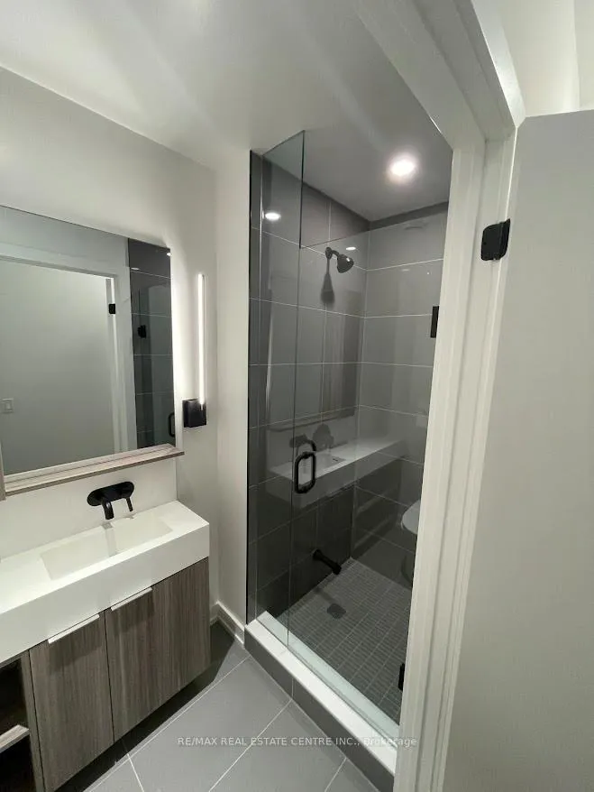 Photo 17 of Unit 1807, 127 Broadway Avenue, Toronto, Yonge-Eglinton — HOMEH