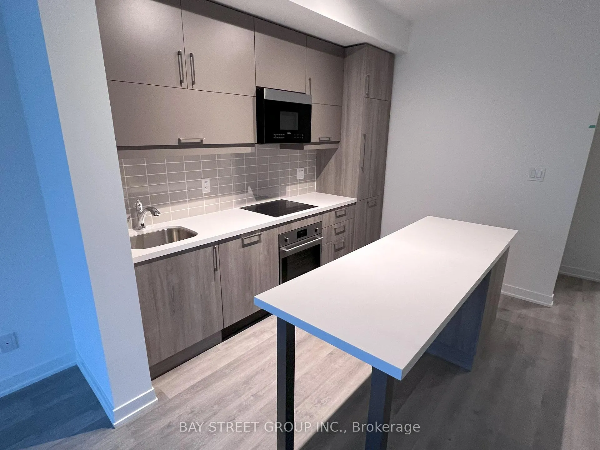 Photo 8 of Unit 718A, 8119 Birchmount Road, Markham, Unionville — HOMEH