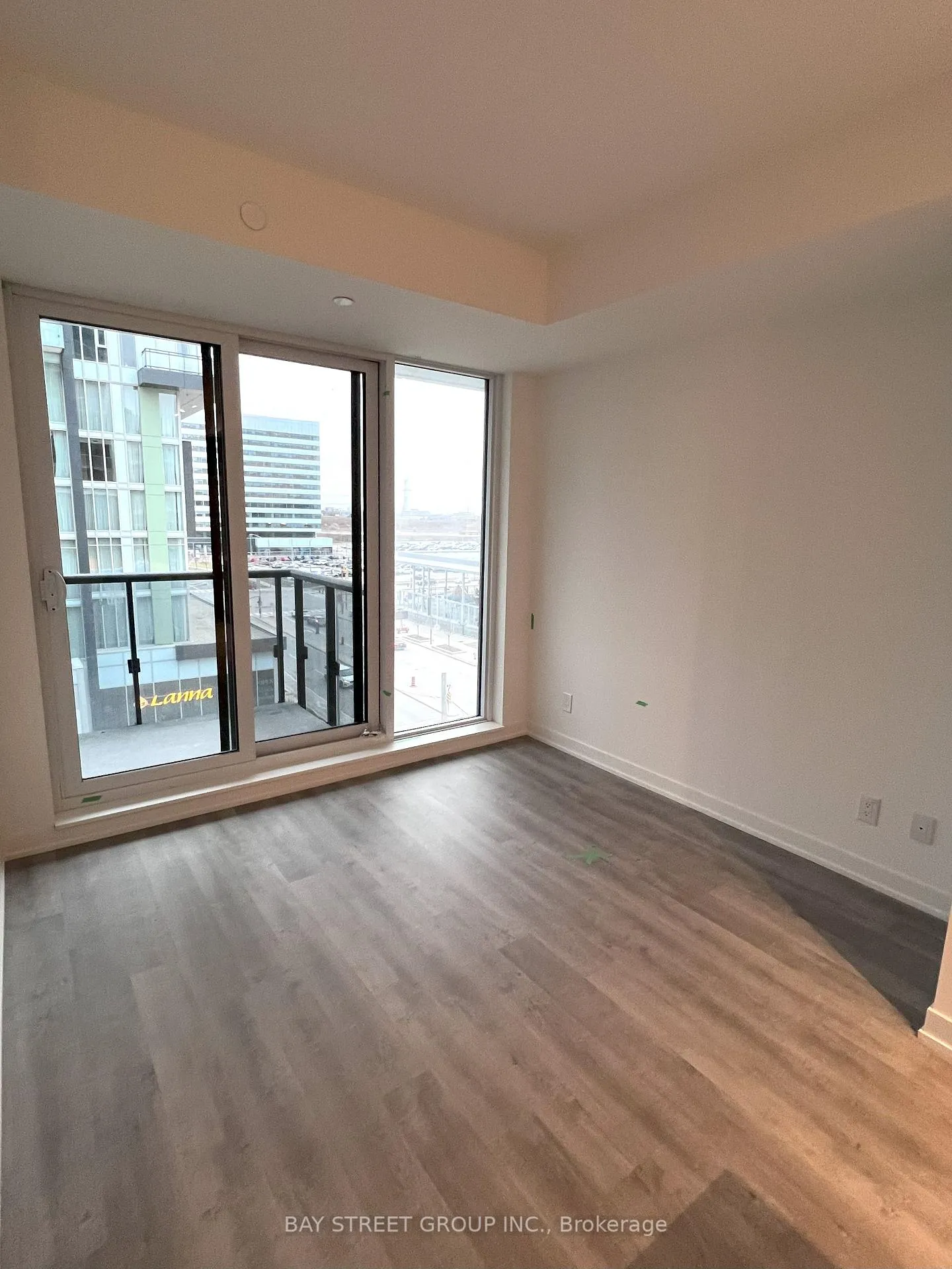 Photo 10 of Unit 718A, 8119 Birchmount Road, Markham, Unionville — HOMEH